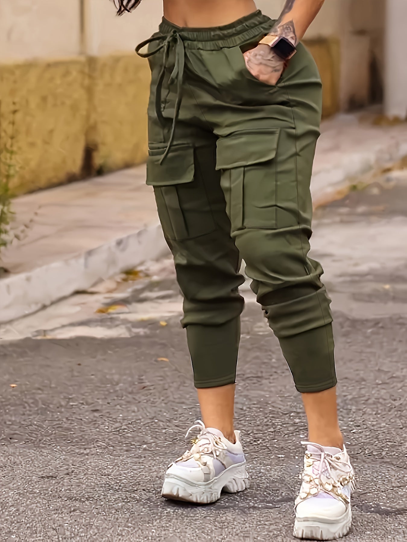 Women's Solid Color Cargo Joggers with Pockets, High Elasticity Slim Fit Outdoor Pants, Casual Drawstring Waist Trousers, Athletic Style For Fall & Winter