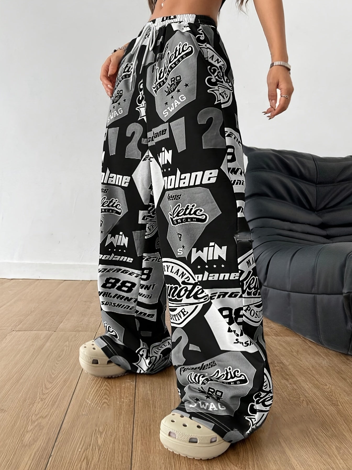 Women'S Y2K Style Wide Leg Pants, Polyester Knit with Letter Pattern, Loose Fit, Pocket Detail, Adult Size, Autumn/Winter Fashion, Casual Sweatpants