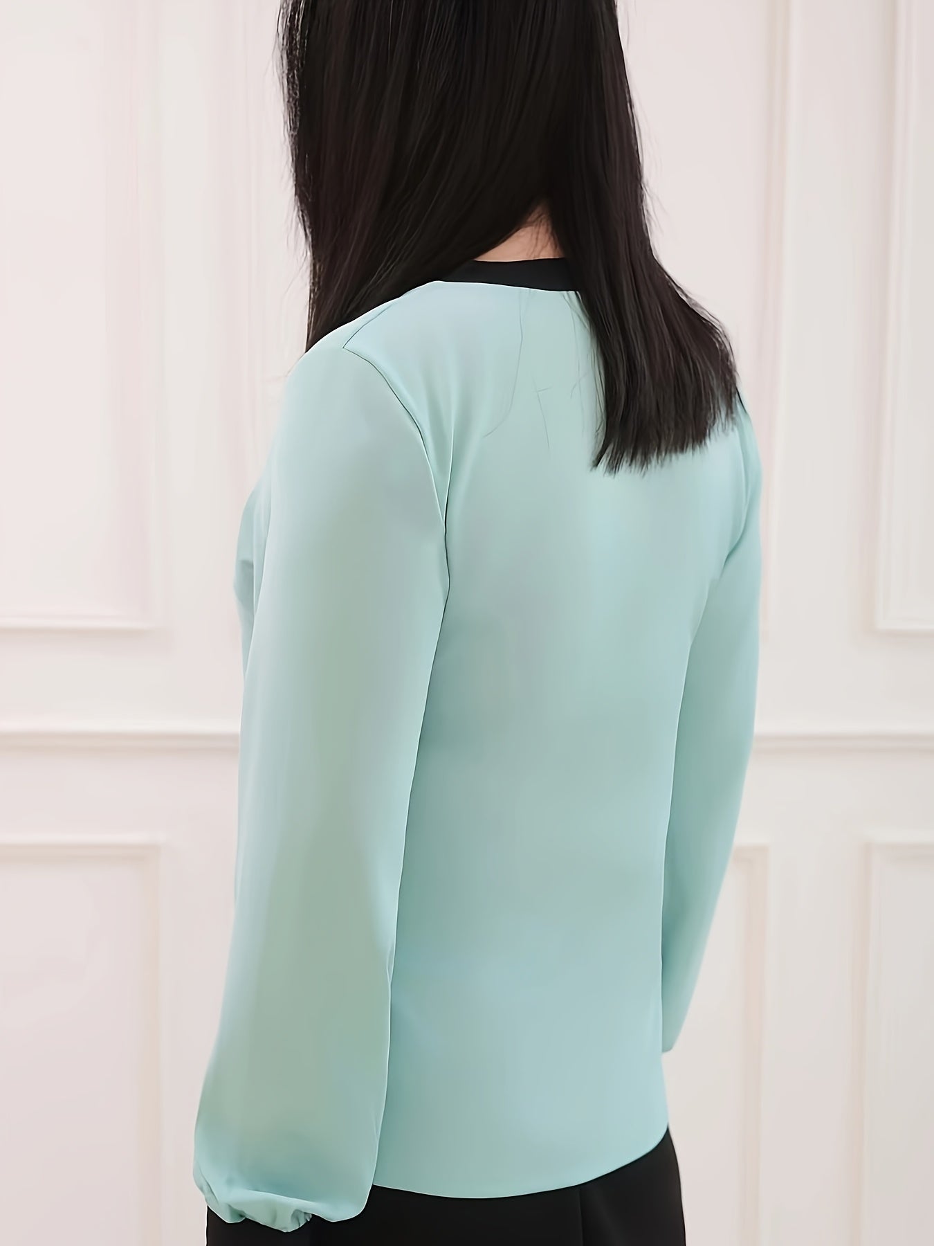Women's Elegant Office Work Shirt, Color Block Cut-Out Collar Long Sleeve, Casual Fashion Two-Way Wear, Spring/Summer, Polyester, Solid Color, V-Neck, Adult, Woven Fabric