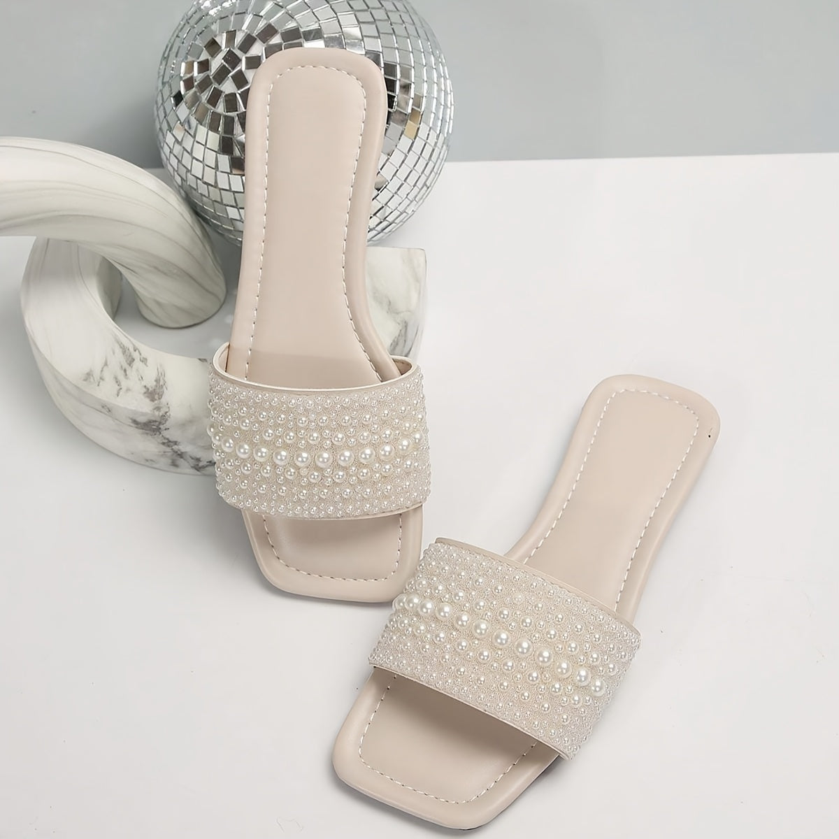 Elegant Women'S Pearl & Rhinestone Slide Sandals - Open Toe, Flat Heel, Rubber Sole, Easy Care, Fashionable for Home, Outdoor, Vacation Beach Wear