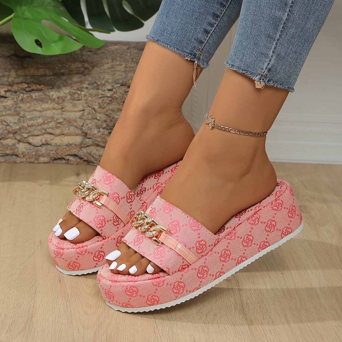 Women'S Pink Platform Sandals with Metal Chain & Rhinestones - Casual Slip-On, Open Toe, Mid-Heel, Lightweight & Stylish, All-Season Footwear, Casual Footwear | Metallic Chain Sandals | Rubber Sole Sandals