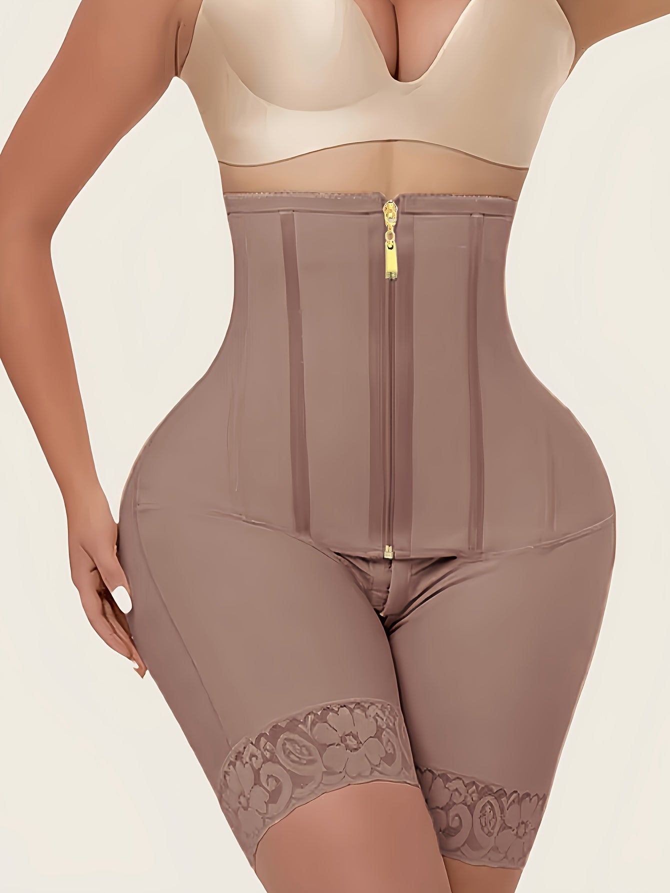 High-Waisted Shaping Pants with Double Layers for Body Sculpting, Designed to Lift The Buttocks And Slim The Waist.