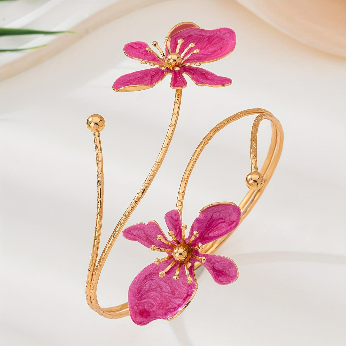 1pc Elegant & Sexy Floral Open Cuff Armlet - Iron Material, Perfect for Parties, Weddings, Summer Events, and Casual Outings - Ideal Gift for Friends & Family, Floral Armlet