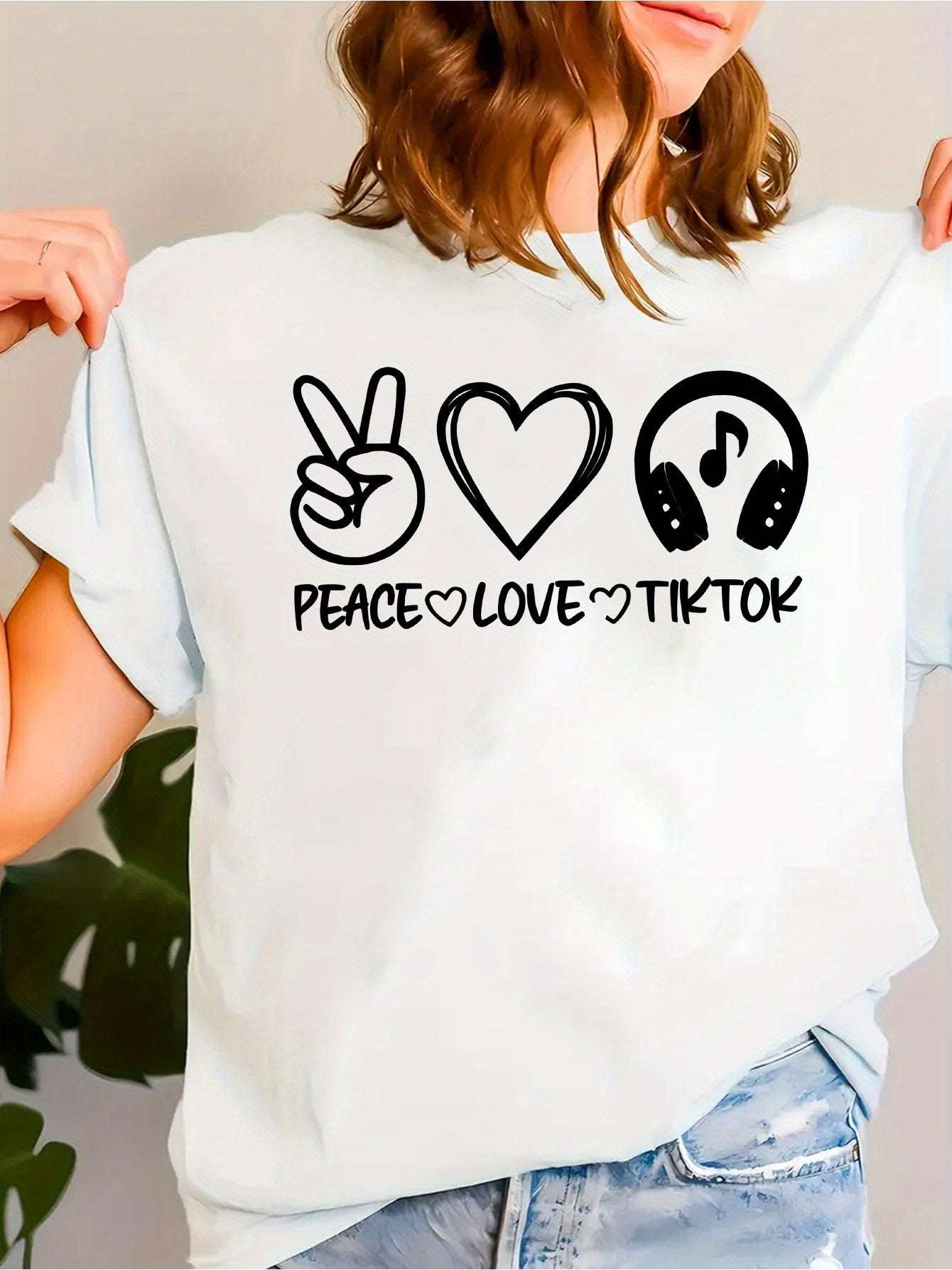 Women'S Casual "Peace Love TikTok" Graphic Tee - Soft, Breathable, Short Sleeve, Round Neck, Y2K Style, Easy Care & Quick Dry - Ideal for Spring & Summer, Everyday Fashion Top, Casual Wear Tee | Playful Print Top | Comfortabl