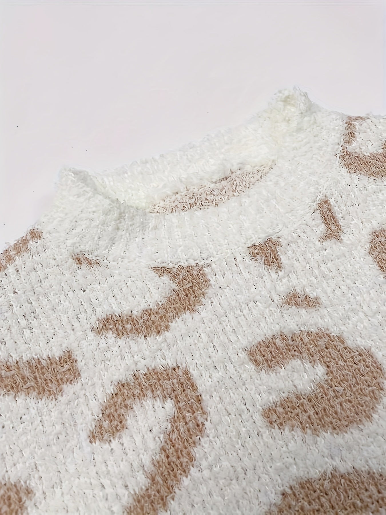 Autumn And Winter Directional Ultra-Soft Round Neck Leopard Print Sweater + Shorts Set