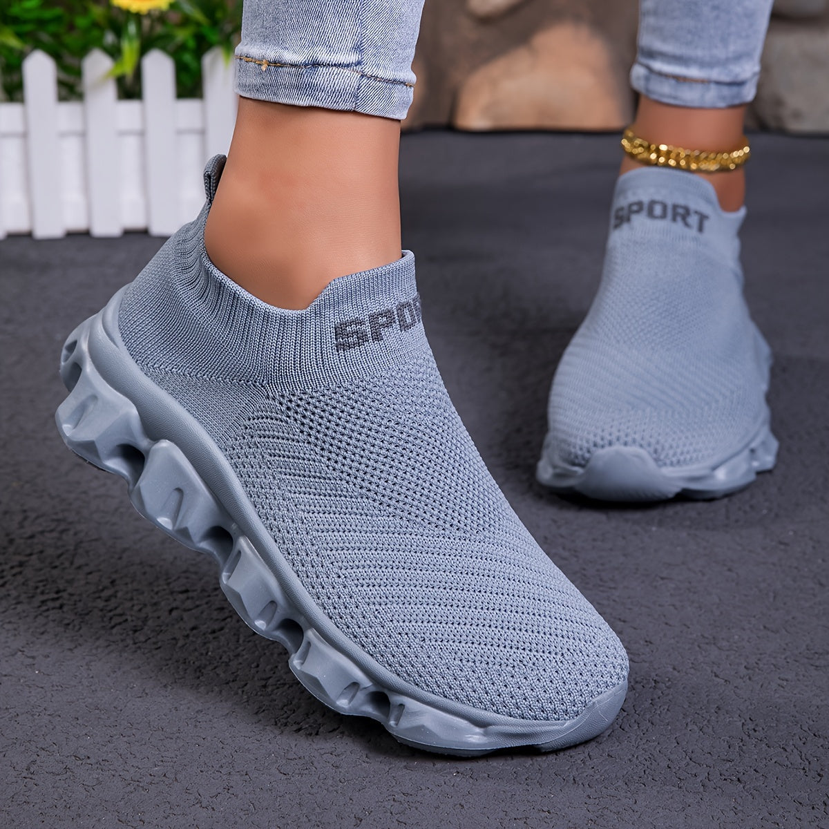 Women'S Fashion Sneakers, Breathable Knitted Fabric Upper, Slip-On Low Top Sports Shoes, Solid Color, EVA Sole, All-Season Casual Athletic Footwear