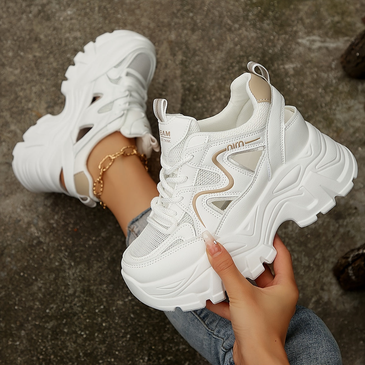 Women's Breathable Mesh Sneakers, Casual Lace Up Outdoor Shoes, Comfortable Low Top Sport Shoes