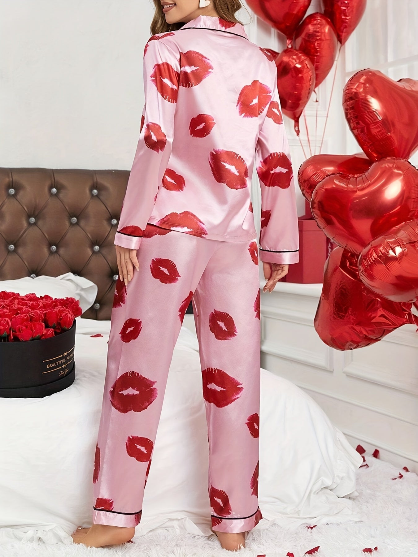 A Two-Piece Satin Loungewear Set for Women in Autumn And Winter, Featuring a Comfortable Long-Sleeve Top And Elastic Waistband Pants.