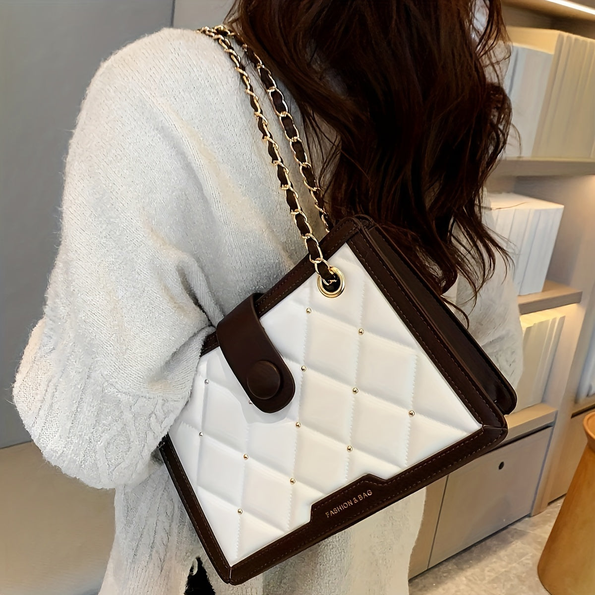 Women's Large Capacity Shoulder Bag Elegant Handbag Versatile Outgoing Purse