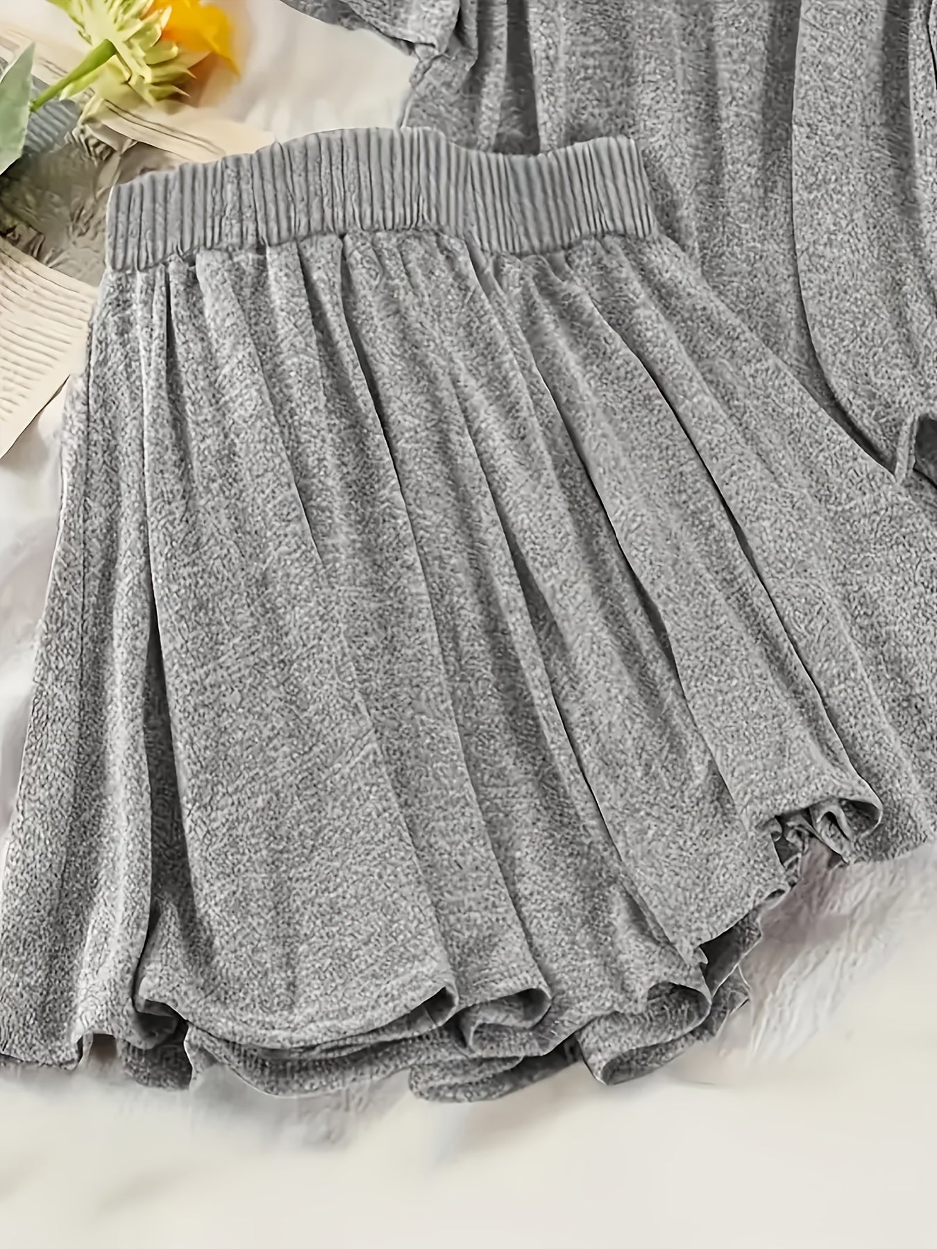 Plus Size Women's Spring/Summer Casual Outfit: Short Sleeve Henley Top with Ribbed Hem and Elastic Shorts