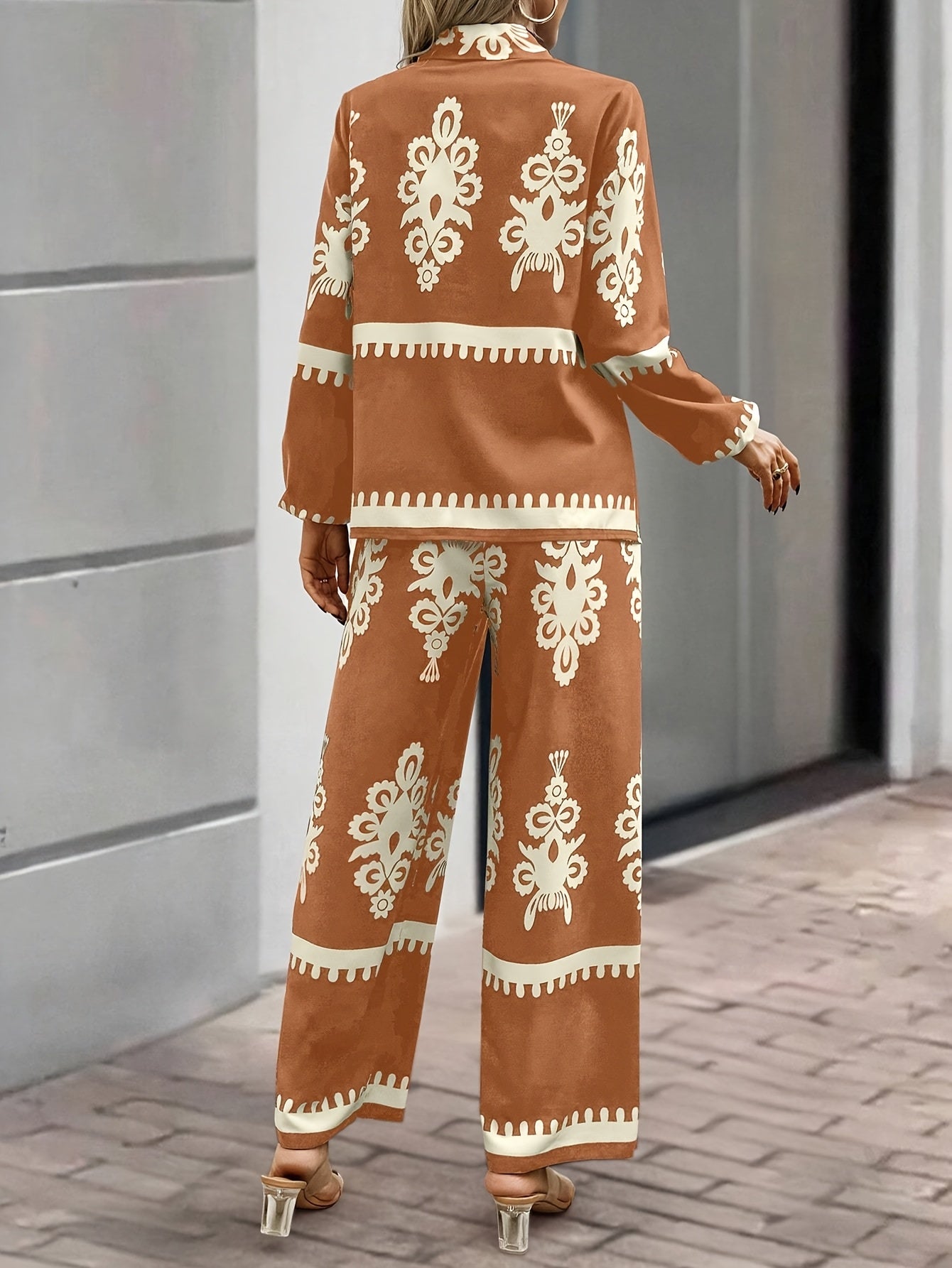 2pcs Elegant Special Set for Women with Random Print Front Button Long Sleeve Top and Pants Casual Suit
