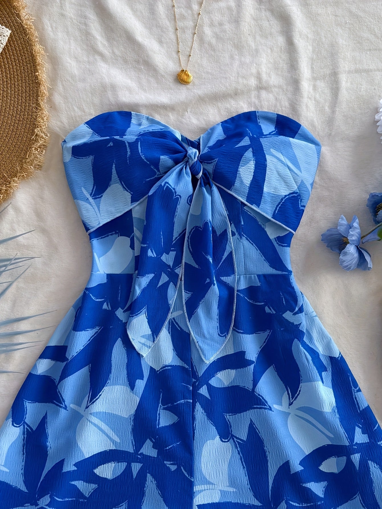 Women'S Blue Watercolor Silhouette Print Off-Shoulder Twist Dress - Casual Summer Style, Floral Pattern, Open Back Design, V-Neck with Tie Waist Detail, V-Neck Dress