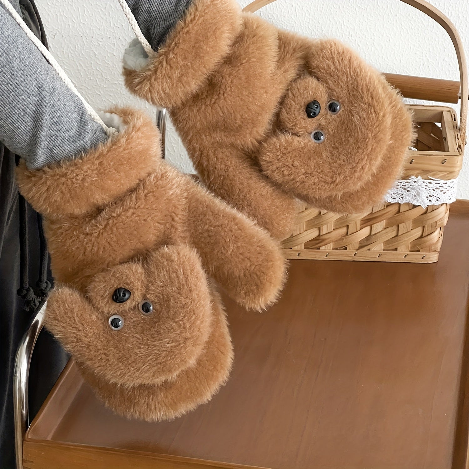 Teddy Dog Plush Mittens, Cute Animal Pattern Polyester Gloves, Inelastic, Decorative & Windproof, with Hand Wash/Dry Clean, for Casual Weekend Wear, Warmth & Style, Unique Valentine'S Gift
