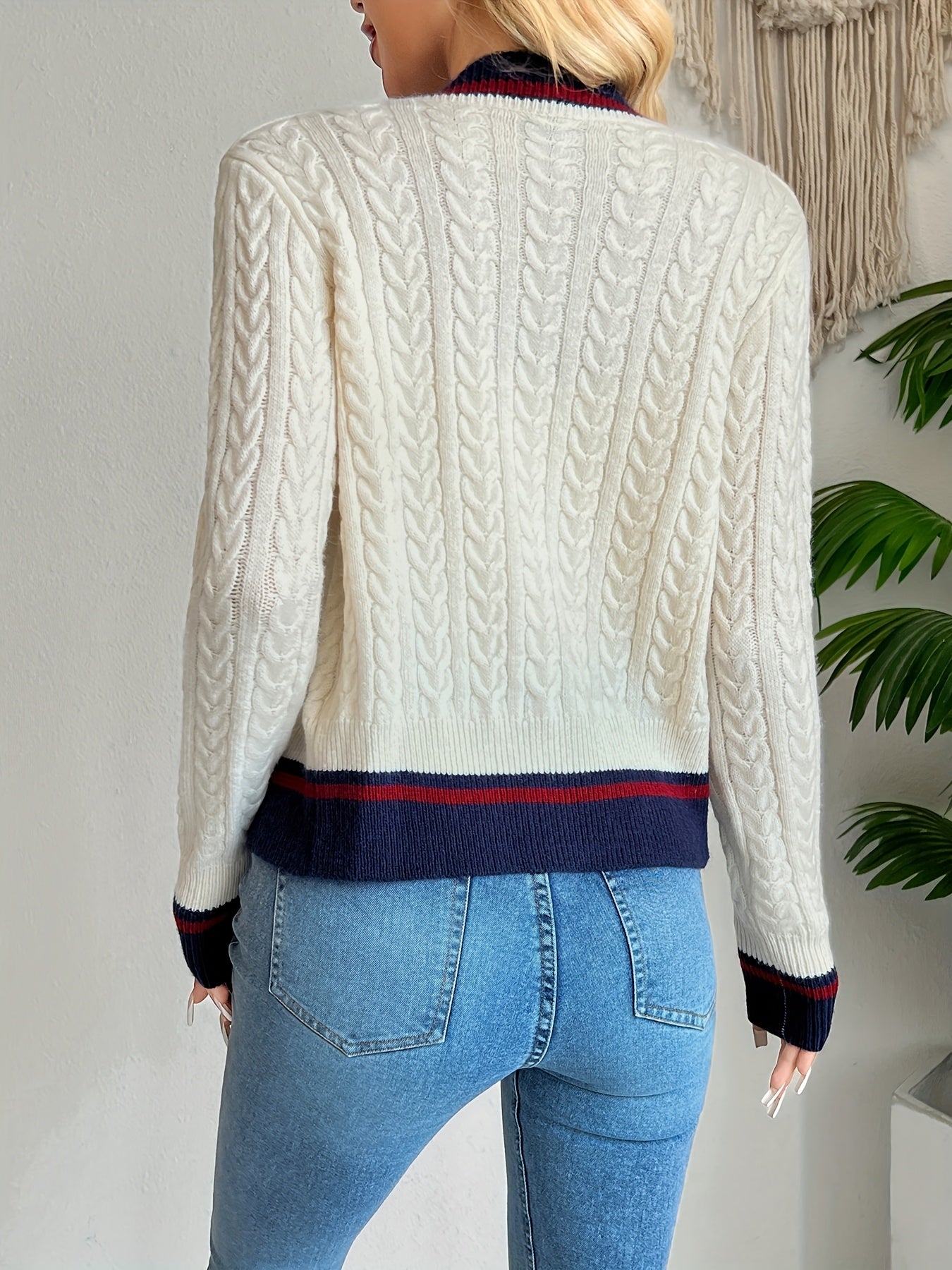 Women'S Knitted Cardigan