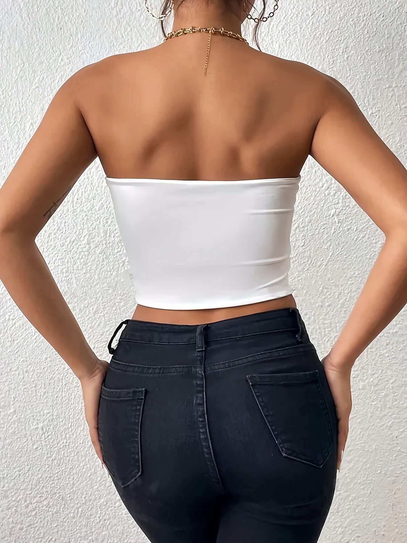 Women's Stretchy Los Angeles California Graphic Tube Top - Casual Strapless Crop Top with Red Lettering, Black Polyester Blend, Machine Washable, Perfect for Summer Outfits, Casual Wear | Bold Lettering Style | Stretchy Fabri