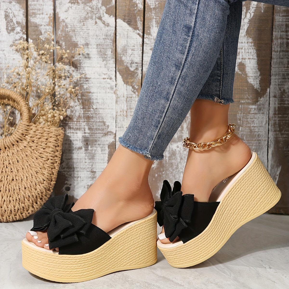 Chic Bowknot Adorned Women's Sandals - Easy Slip-On, Elevated Comfort Platform, Summer Beach-Ready Wedge Slides with Non-Slip Sole for Leisure and Vacation