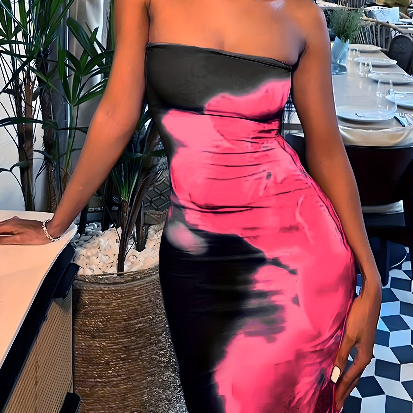 Elegant Floral Print Bodycon Midi Dress for Women - Casual Chic with Applique Detail, All-Season Wear