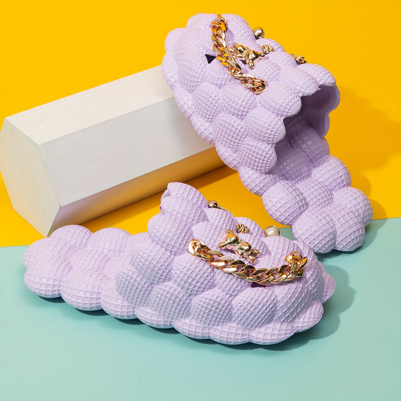 Women's Fashion Trendy Bubble Slippers With Golden Chain, Soft Comfortable Bottom Outdoor Slippers
