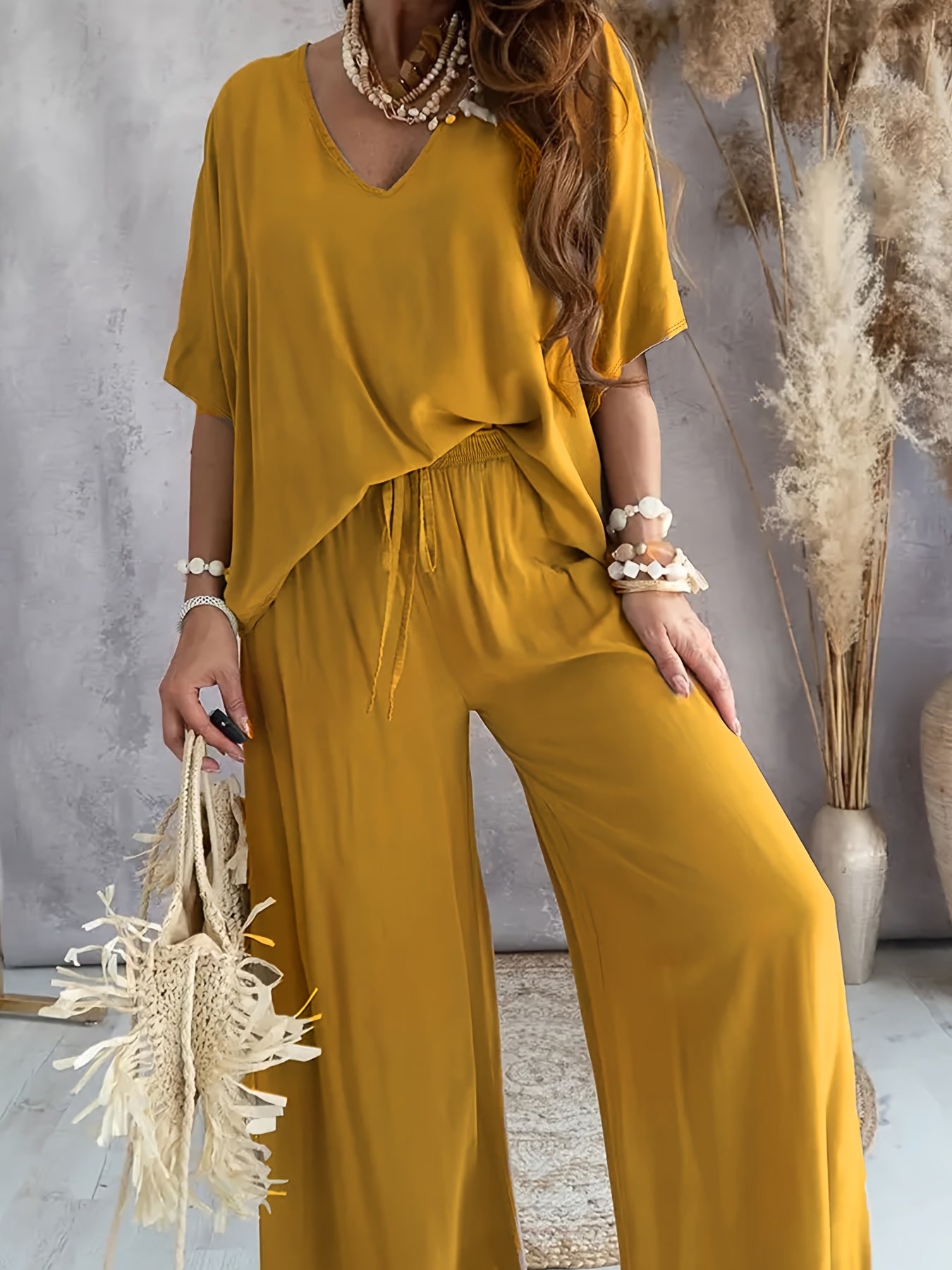 Women's Casual Solid Color Pants Set – Half Sleeve V-Neck Top & Wide Leg Pants, Lightweight Knit Outfit for Spring & Summer