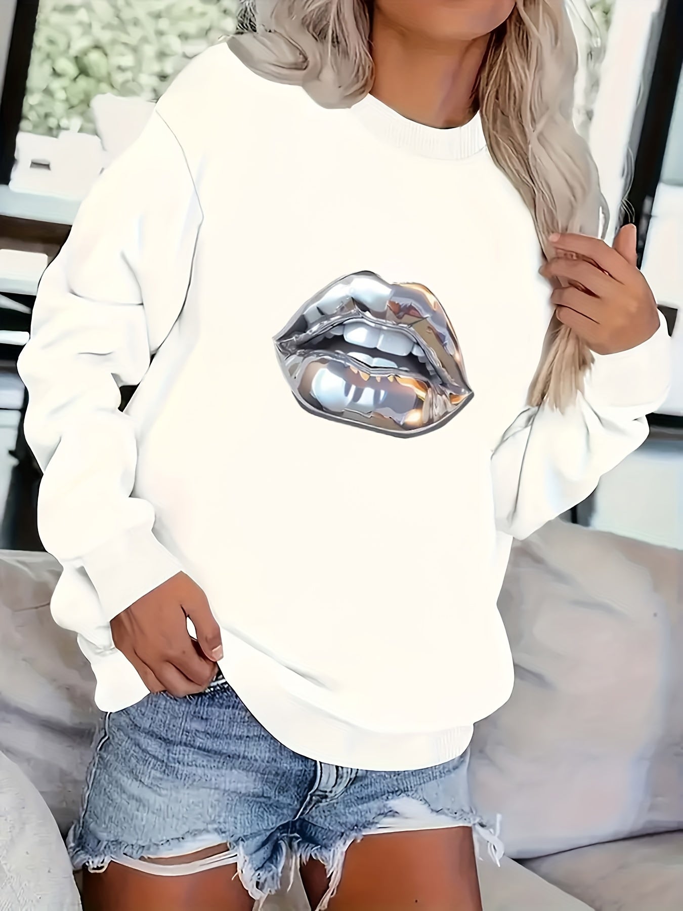 Women's Casual Crew Neck Sweatshirt with Geometric Lips Print, Long Sleeve Pullover, Knit Fabric, Regular Fit - 50%, Polyester 50% Blend, Machine Washable for Fall & Winter