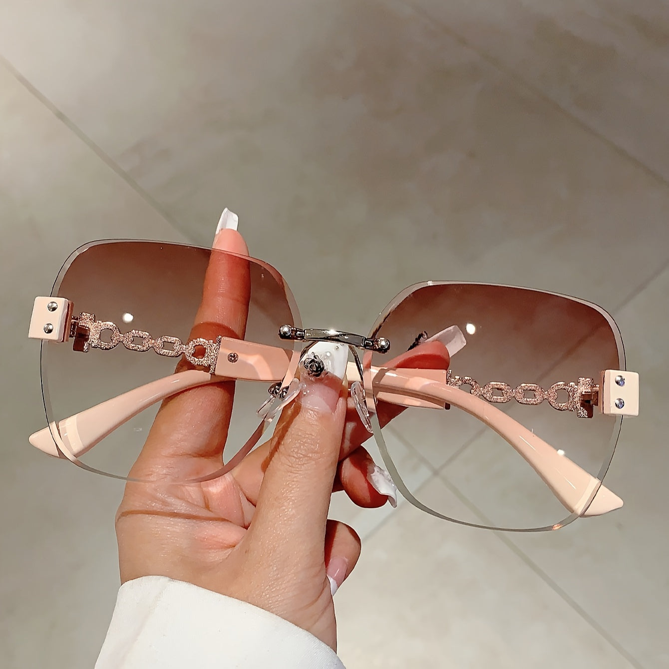Women'S Gradient Color Fashion Hollow Glasses Large Frame Premium Outdoor Trend Glasses Suitable for Holiday Beach Parties