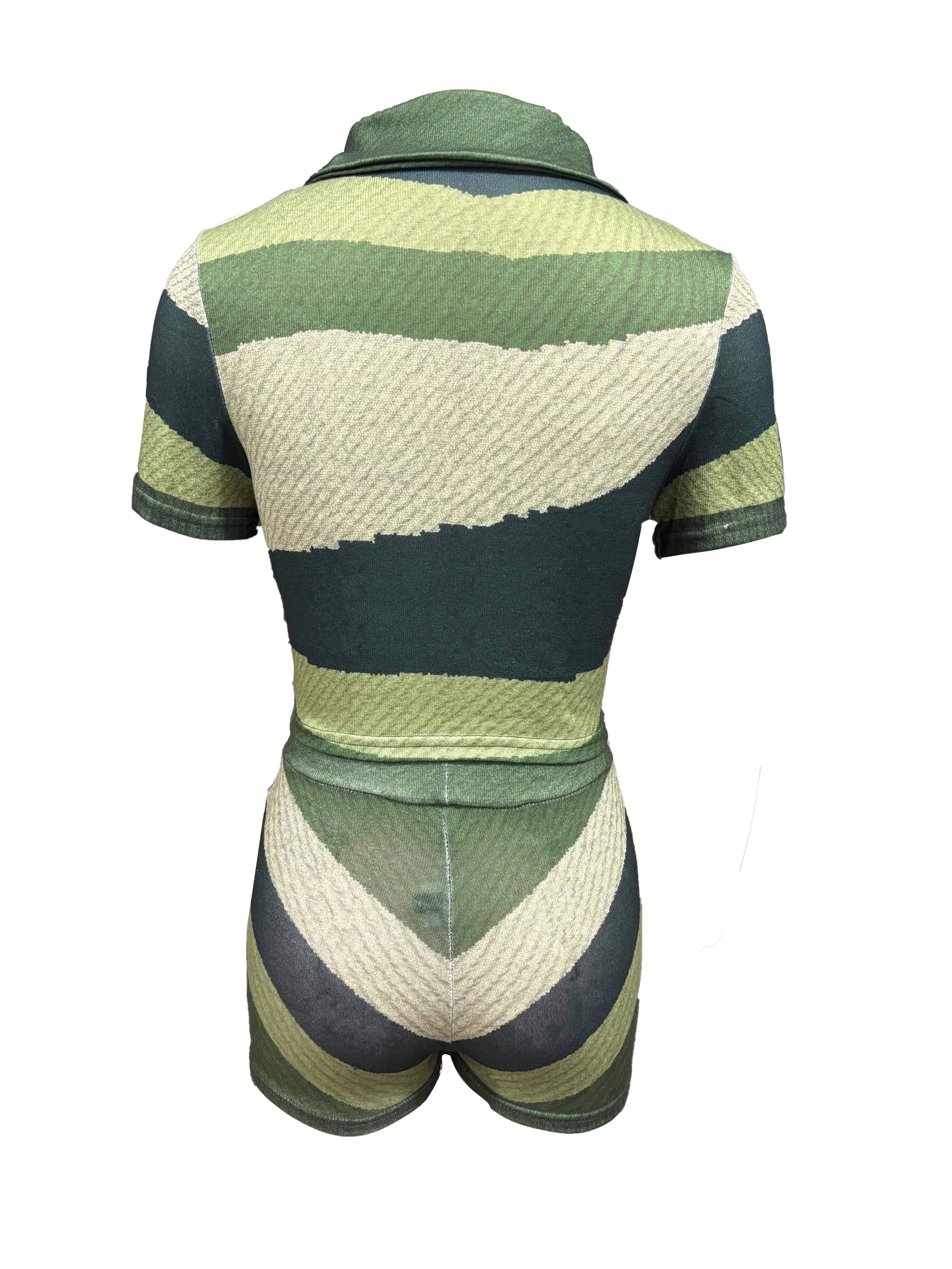 Versatile Comfort, Y2K-Inspired Color Block Two-Piece Set for Women - Button Front Collared Top & Shorts, Stretchy Polyester Blend, Machine Washable