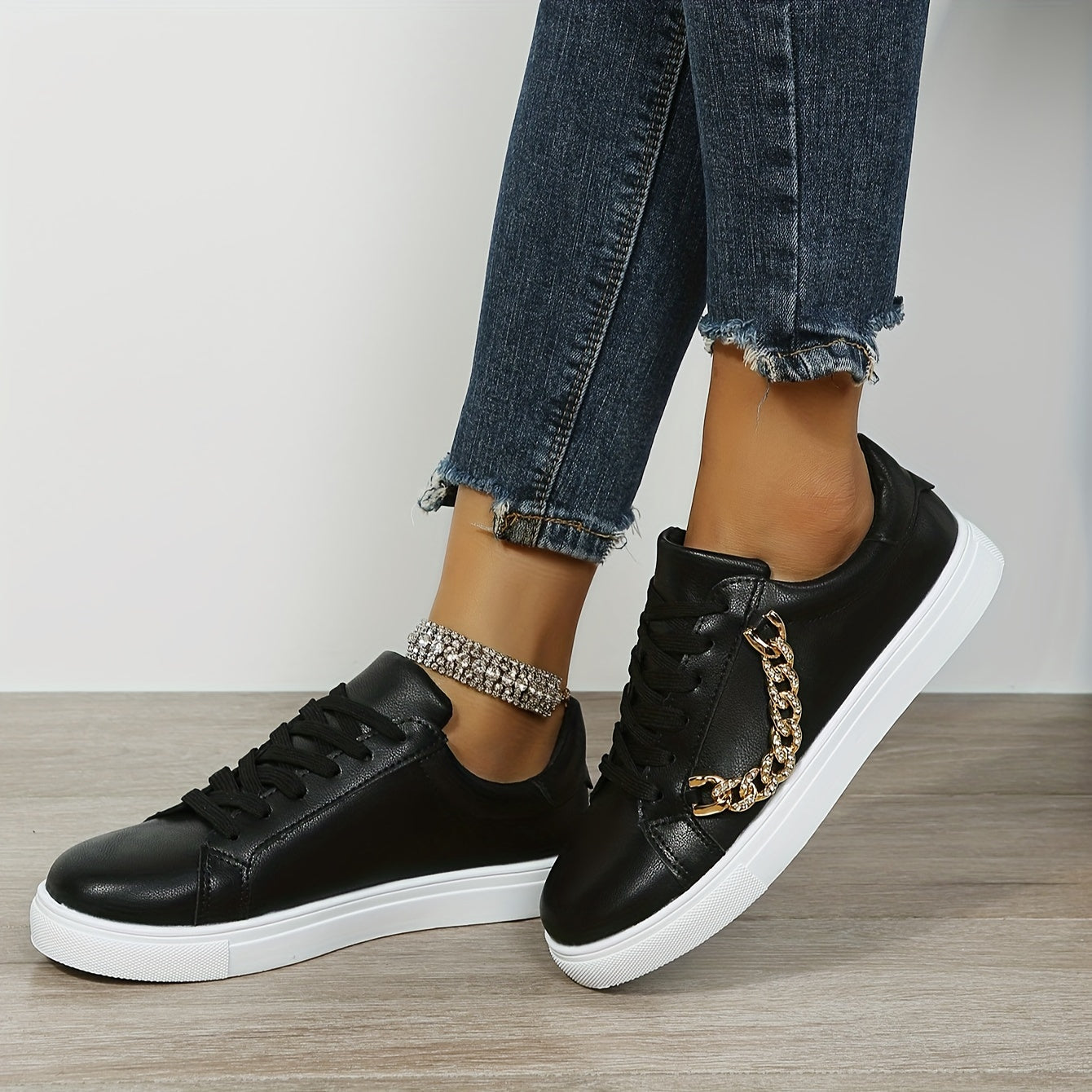 Women's Stylish White Low-Top Sneakers with Golden Chain Detail - Casual Lace-Up Shoes, Upper, Mesh Lining, TPR Sole, Versatile for All Seasons