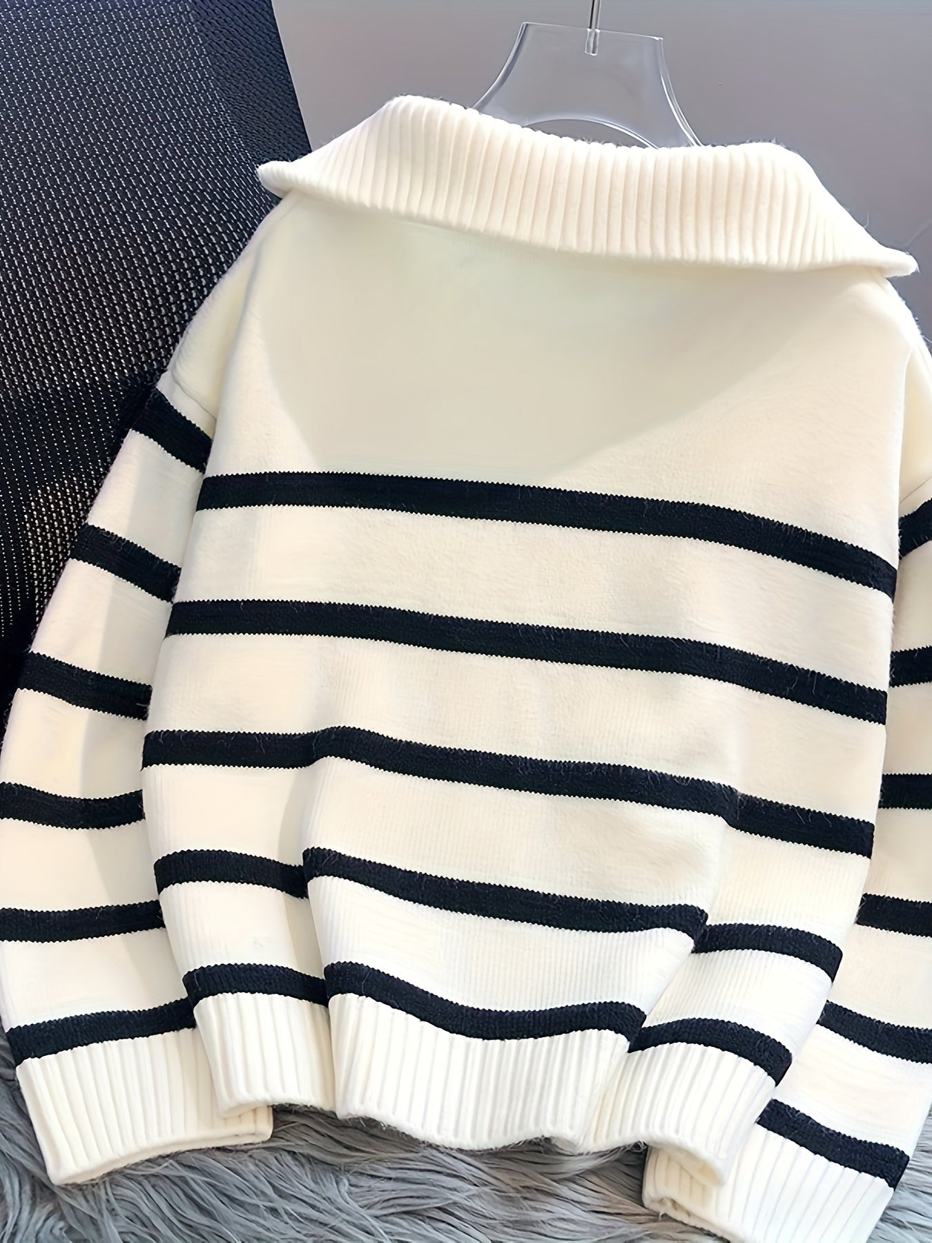 Soft Touch, Chic Striped Zip-Up Sweater for Women - Cozy & Thick, Perfect for Spring/Fall, Machine Washable