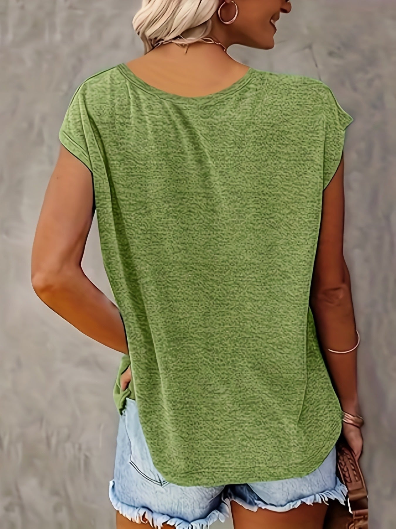 [Versatile | Cute] 3pcs Women's Lightweight Casual V-Neck Short Sleeve T-Shirts | Polyester Blend, Solid Colors | Perfect for Spring & Summer Outfits