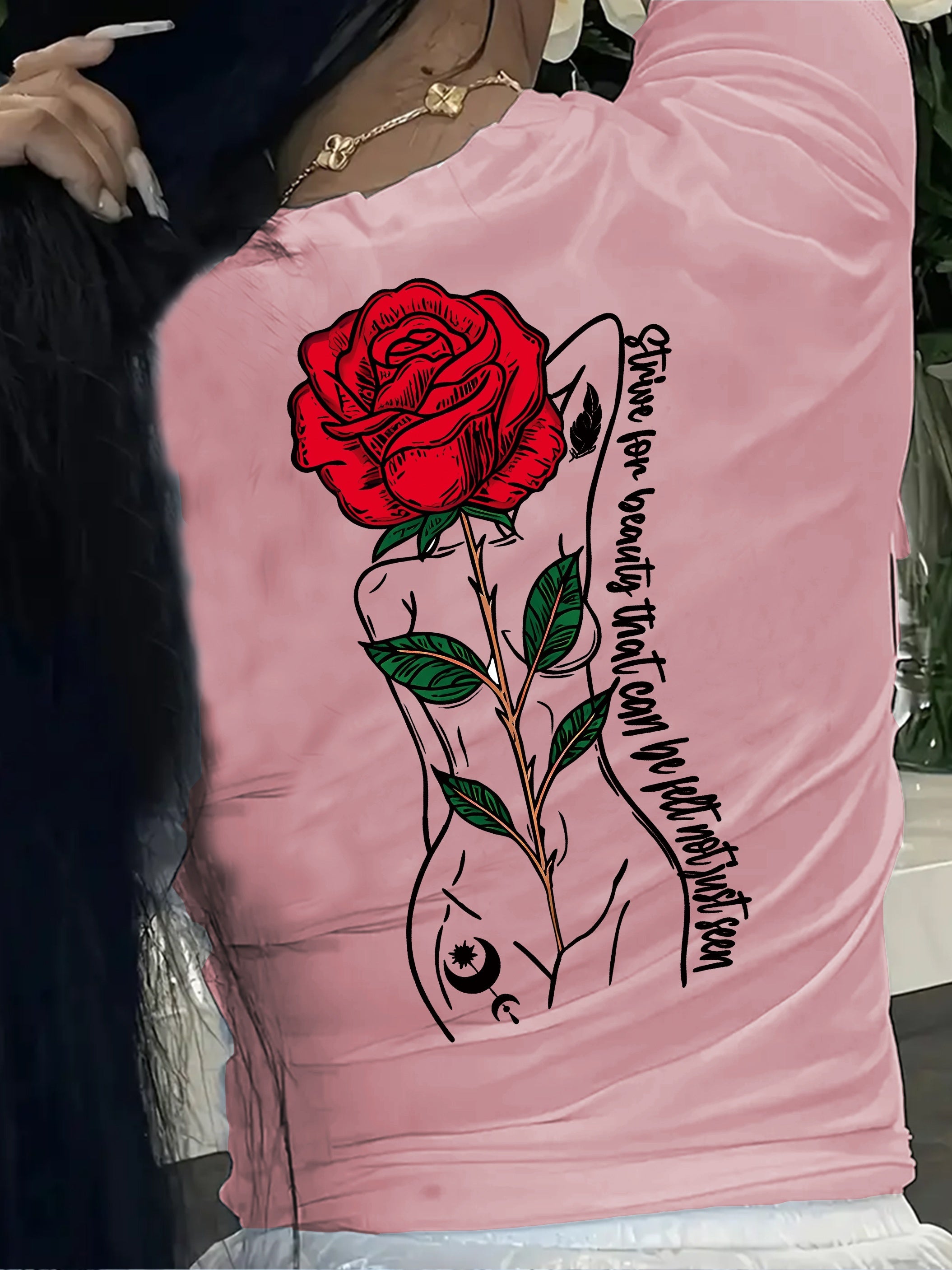 Vibrant Rose Print Short Sleeve Crew Neck T-Shirt - Soft, Breathable, Relaxed Fit, Casual Summer & Spring Top for Women - Perfect for Outdoor Activities, Daily Wear, and Gift Idea