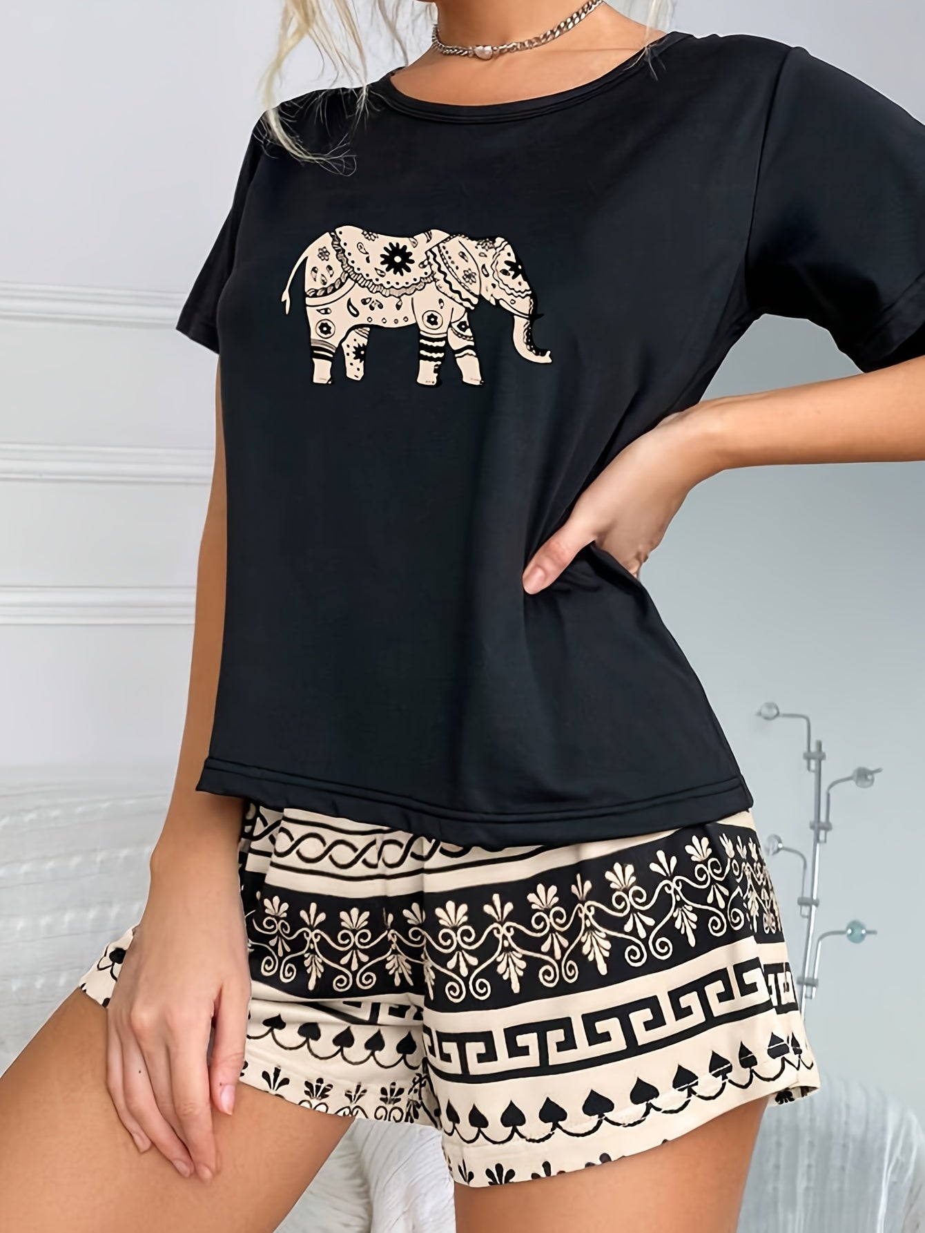 Simple Casual Elephant Pattern Women's Pajama Set
