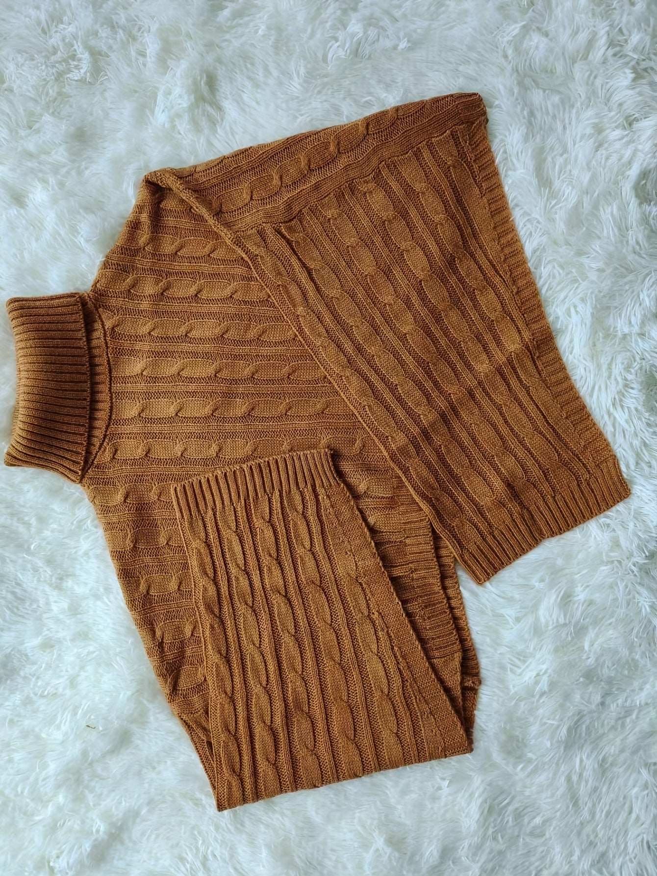 Cozy Turtleneck Cropped Sweater - Soft Knit, Loose Fit, Solid Colors - A Stylish Womens Layering Essential for Autumn/Winter