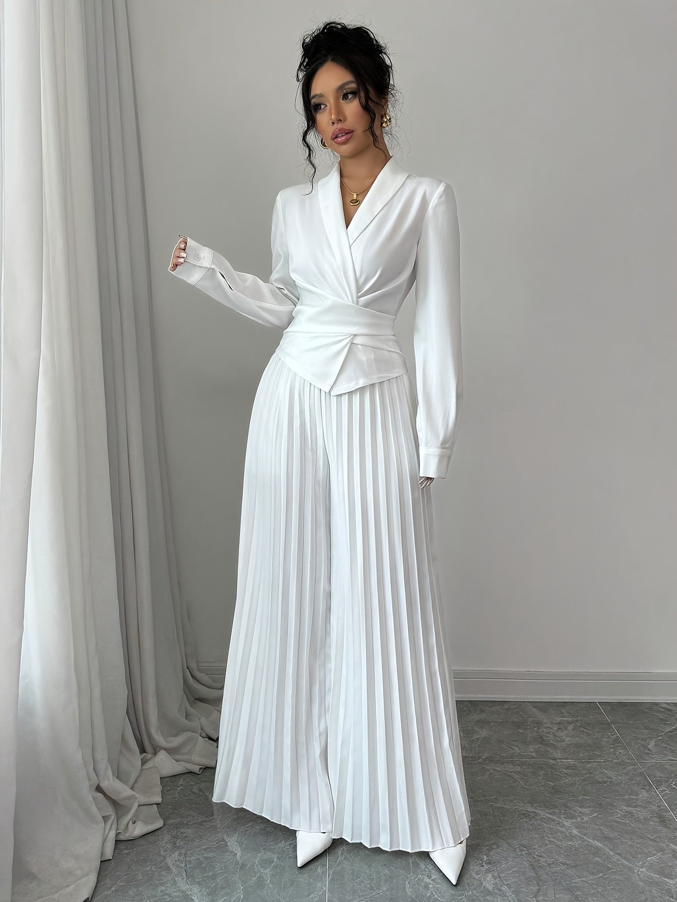 Elegant Women'S V-Neck Long Sleeve Top with Cross Twist Detail + Pleated Long Pants Set, Polyester 100%, Solid Color, Button Detail, Woven Fabric, Lightweight 50/100/120 g/m², Spring/Fall Collection
