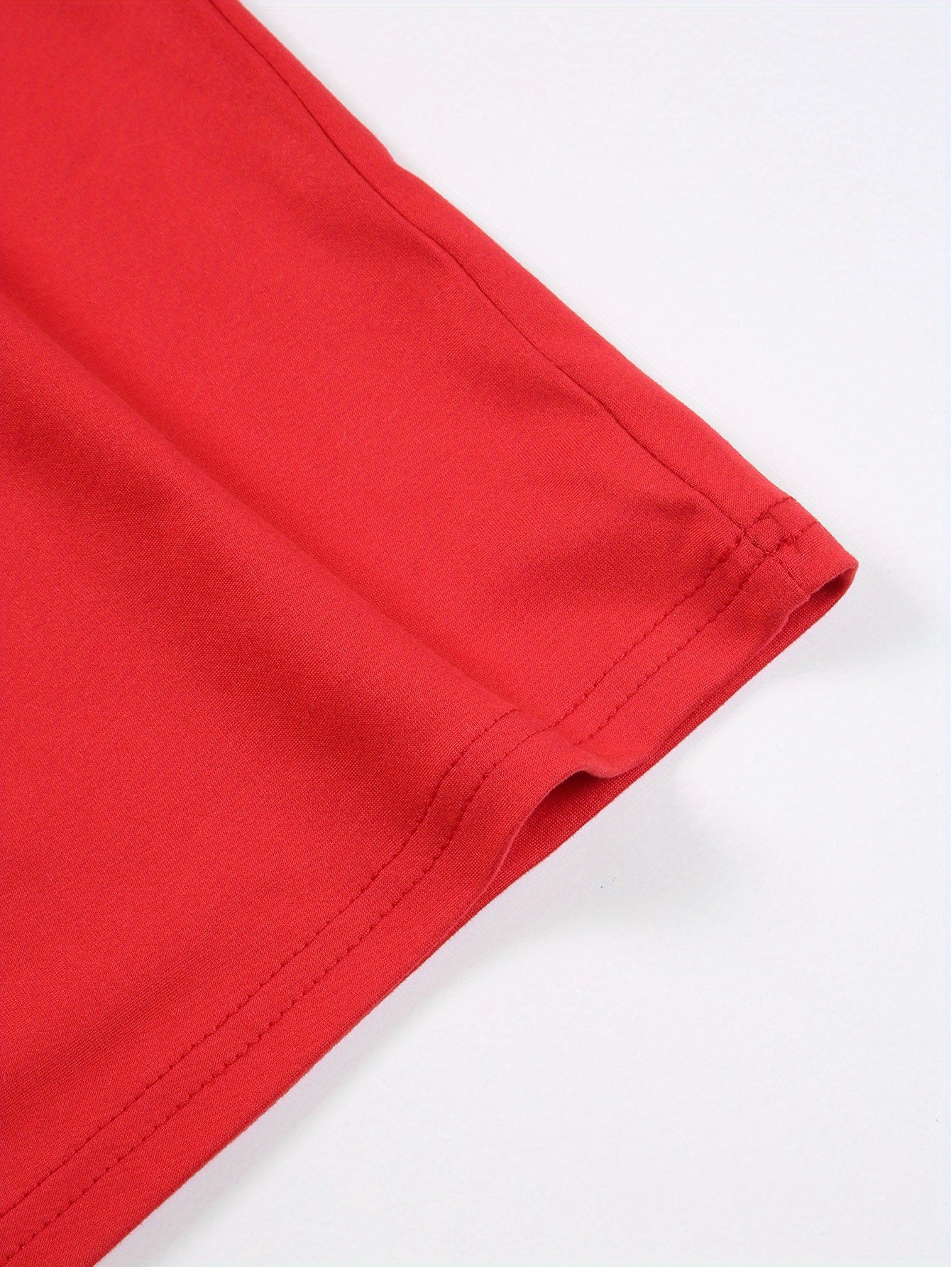 [Everyday Comfort] Women's Red Graphic T-Shirt - "You Smell Like Drama and a Headache" Funny Casual Short Sleeve Tee, Lightweight 180g Polyester, Perfect for Valentine's Day, Running, Work, Travel & Casual Attire, Travel Frie