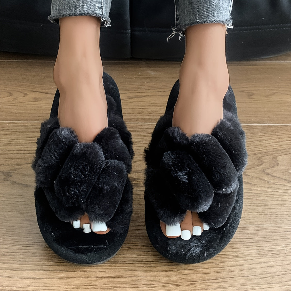 Cozy Plush Women’s Slippers - Soft, Warm, and Comfortable Indoor/Outdoor Shoes with Fluffy -Colored Design, Perfect for Home or Travel, Available in 5 Stylish Colors, Casual Wear | Stylish Slipon Shoes | Durable EVA Sole, L