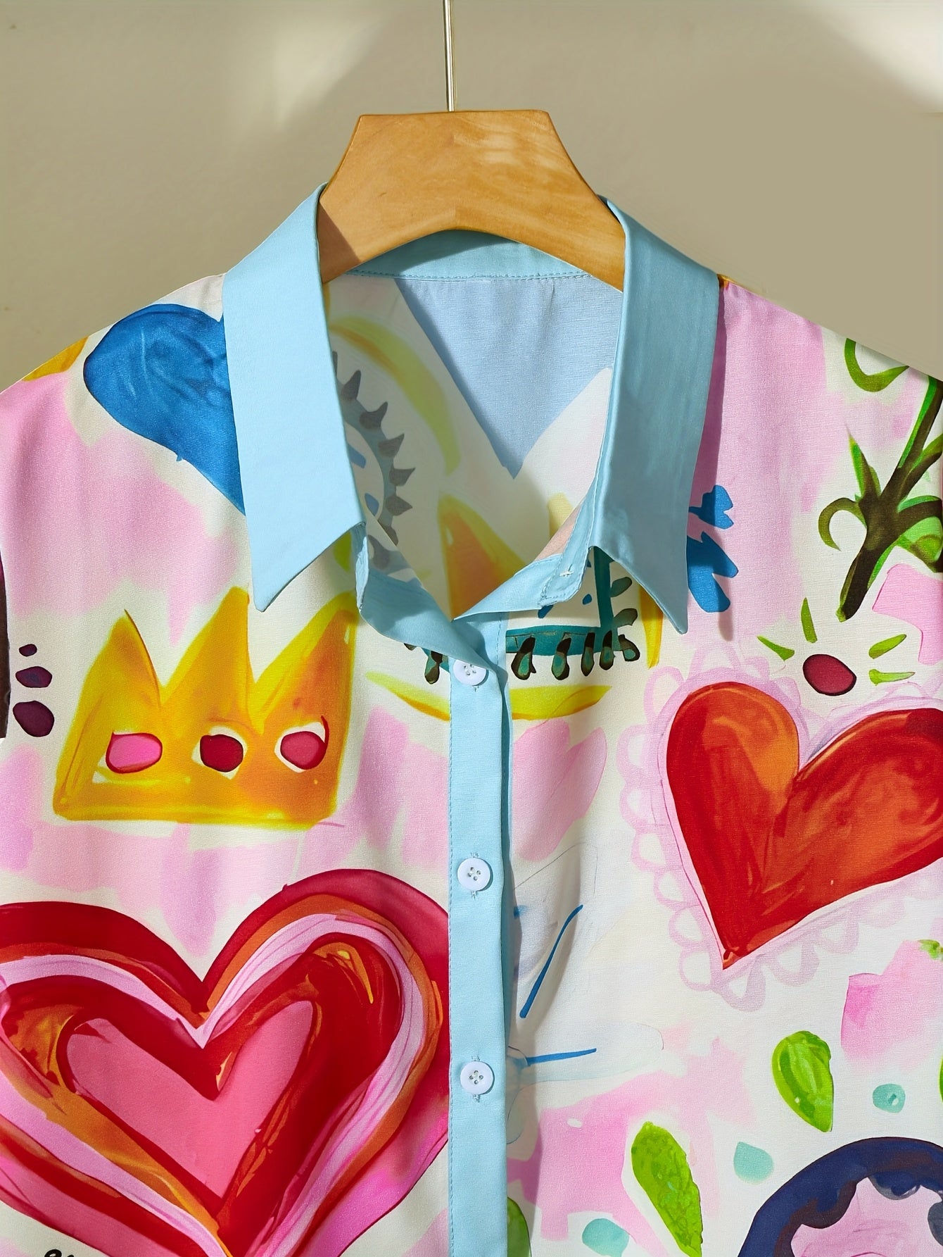 Spring/Summer Women's Beach Vacation Style Love Color Block Print Top + Shorts Set