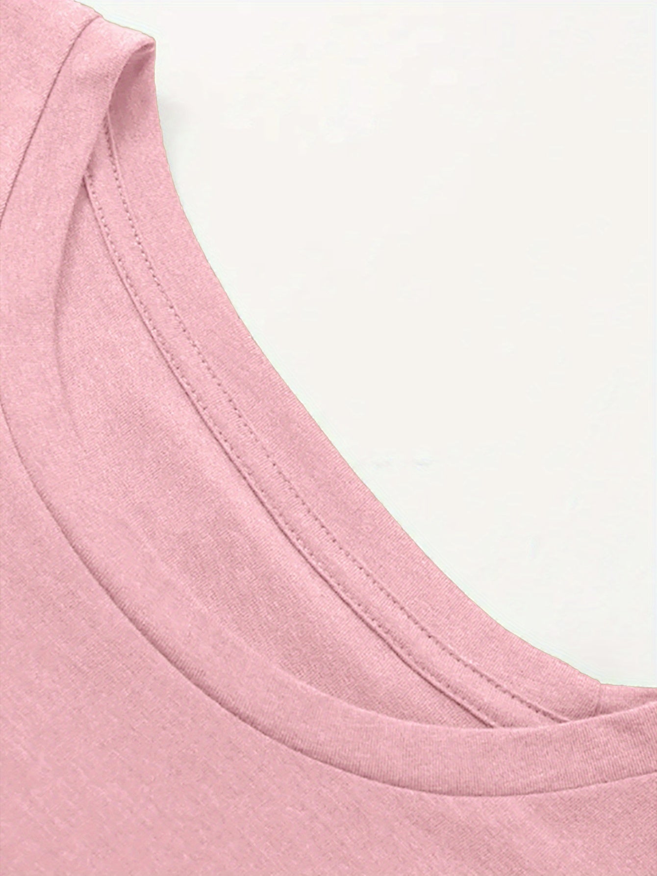 2025 Summer New, Pink Cartoon Animal Drinking Pattern T-Shirt, Casual Printed Round Neck Short Sleeve Top Elastic Elastic Waist Pocket Shorts Women's Two Piece Suit