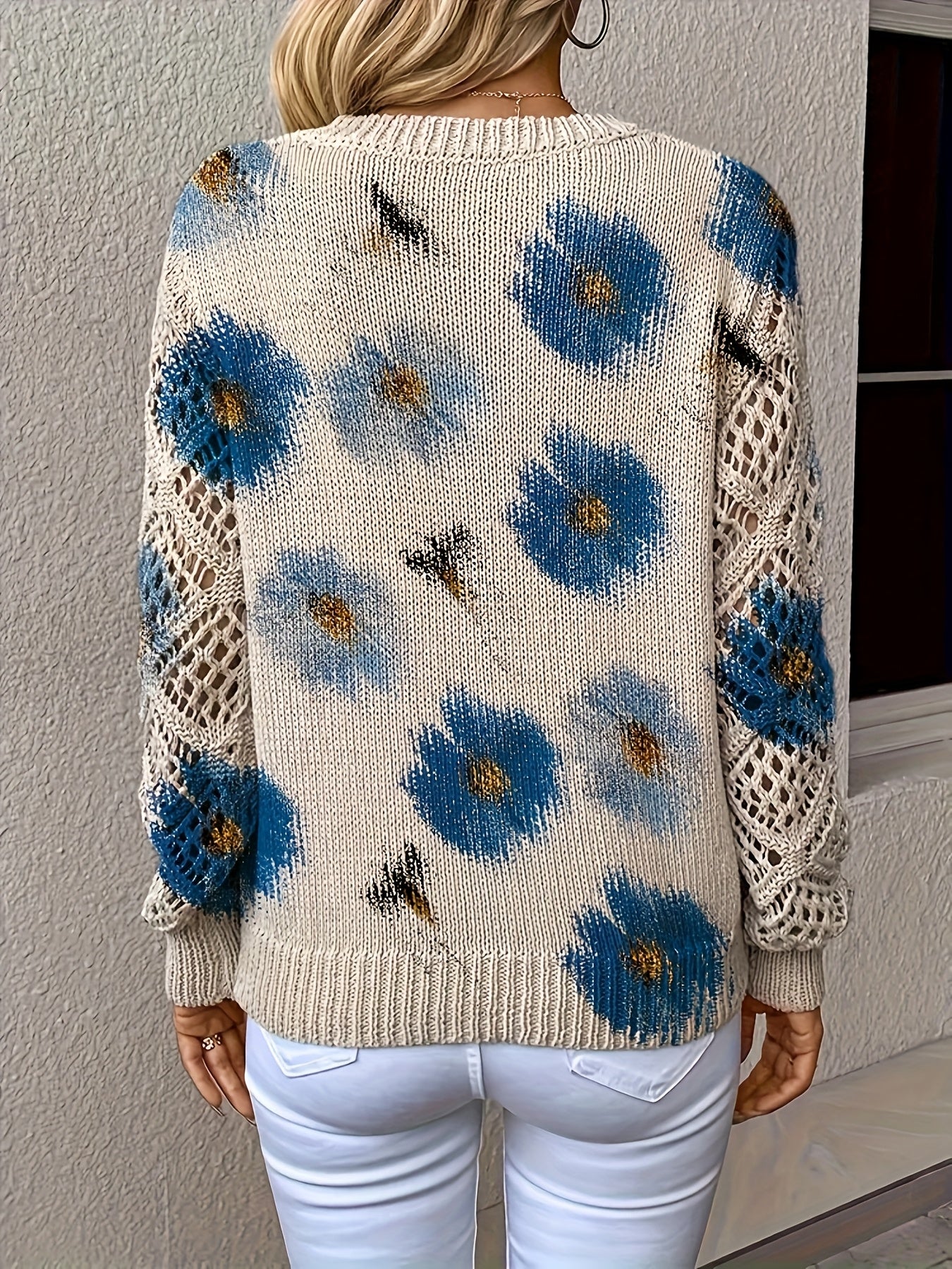 Graceful autumn and winter, spring and summer, four-season style, bohemian fashion, trendy versatile V-neck long-sleeve Women's top with floral digital print, all-over printed knitwear for office, streetwear, home, and travel