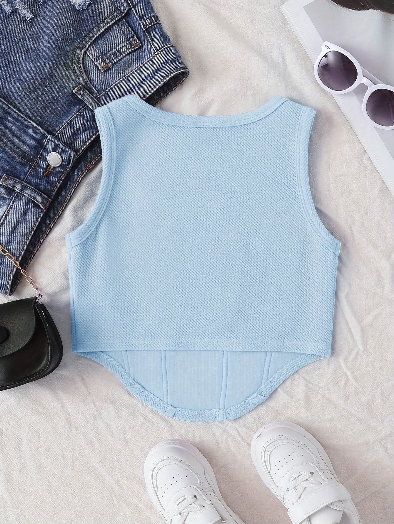 Athletic Fitted Tank Top for Older Kids, Breathable And Comfortable Casual Sportswear.