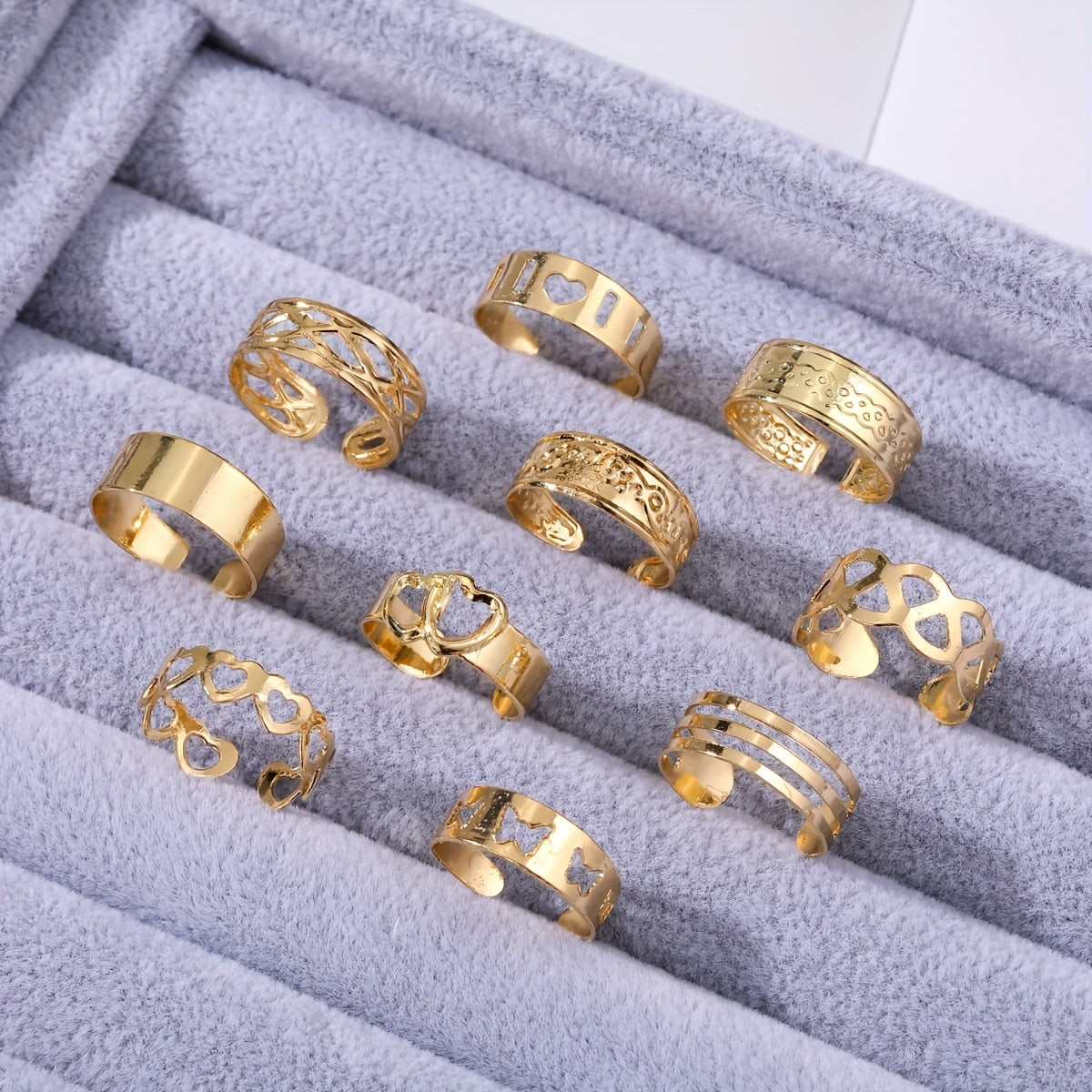 [10 Golden Rings Geometric Heart] Set Of 10 Golden Rings With Hollowed-out Heart And Geometric Patterns, Multiple Pieces Of Summer Toe Rings
