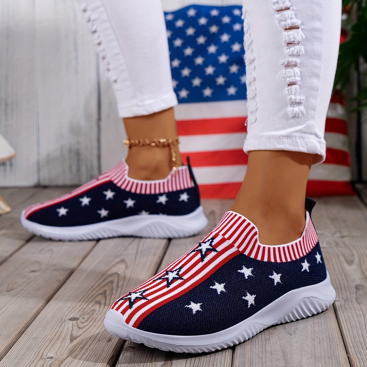 Star & Stripe Breathable Walking Sneakers - Women's All-Season Fashion Shoes, Soft Sole & Lightweight for Independence Day