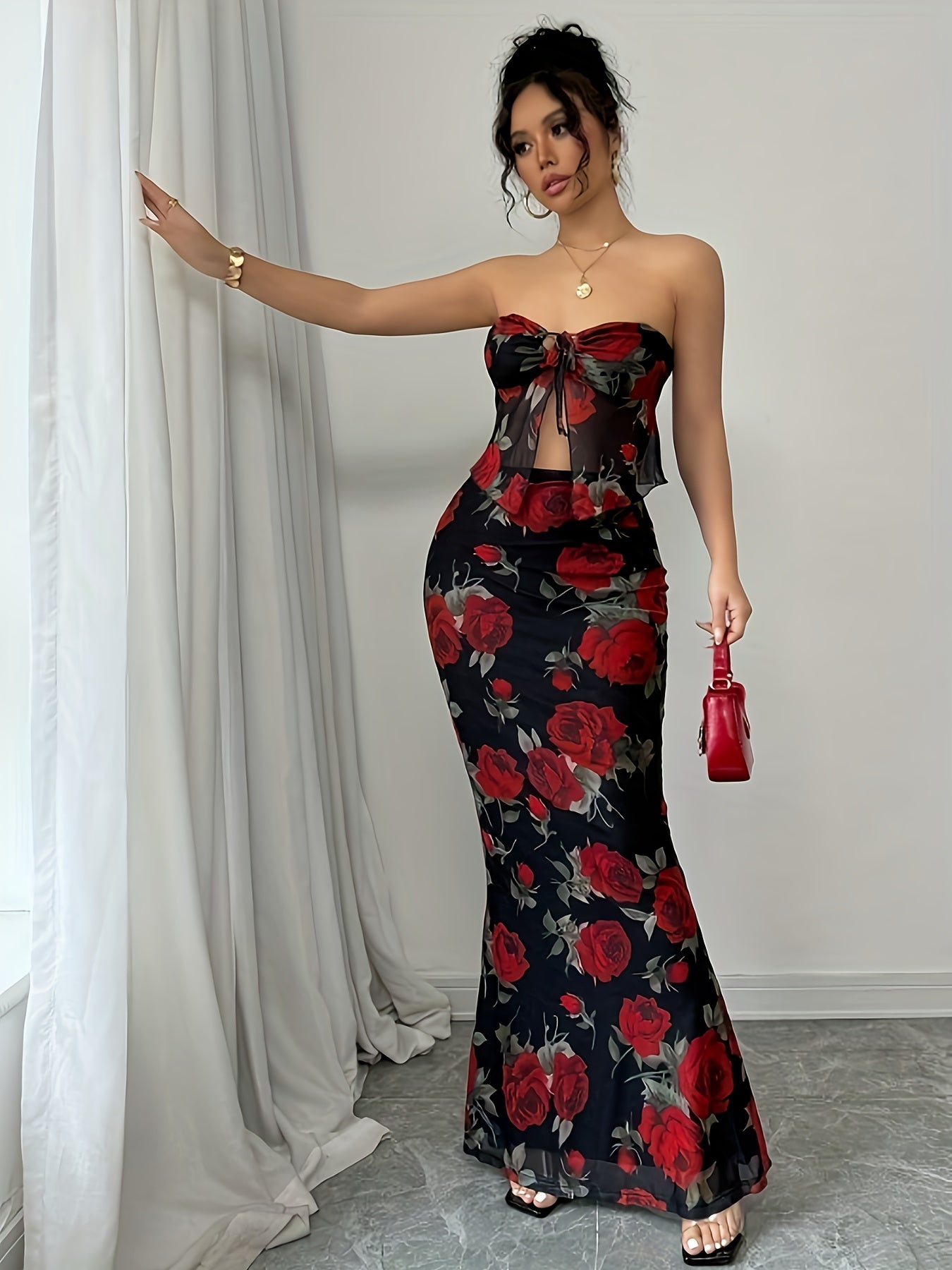 Elegant Two-Piece Set Featuring a Red And Black Rose Print, a Sexy Strapless Long Mermaid Dress.