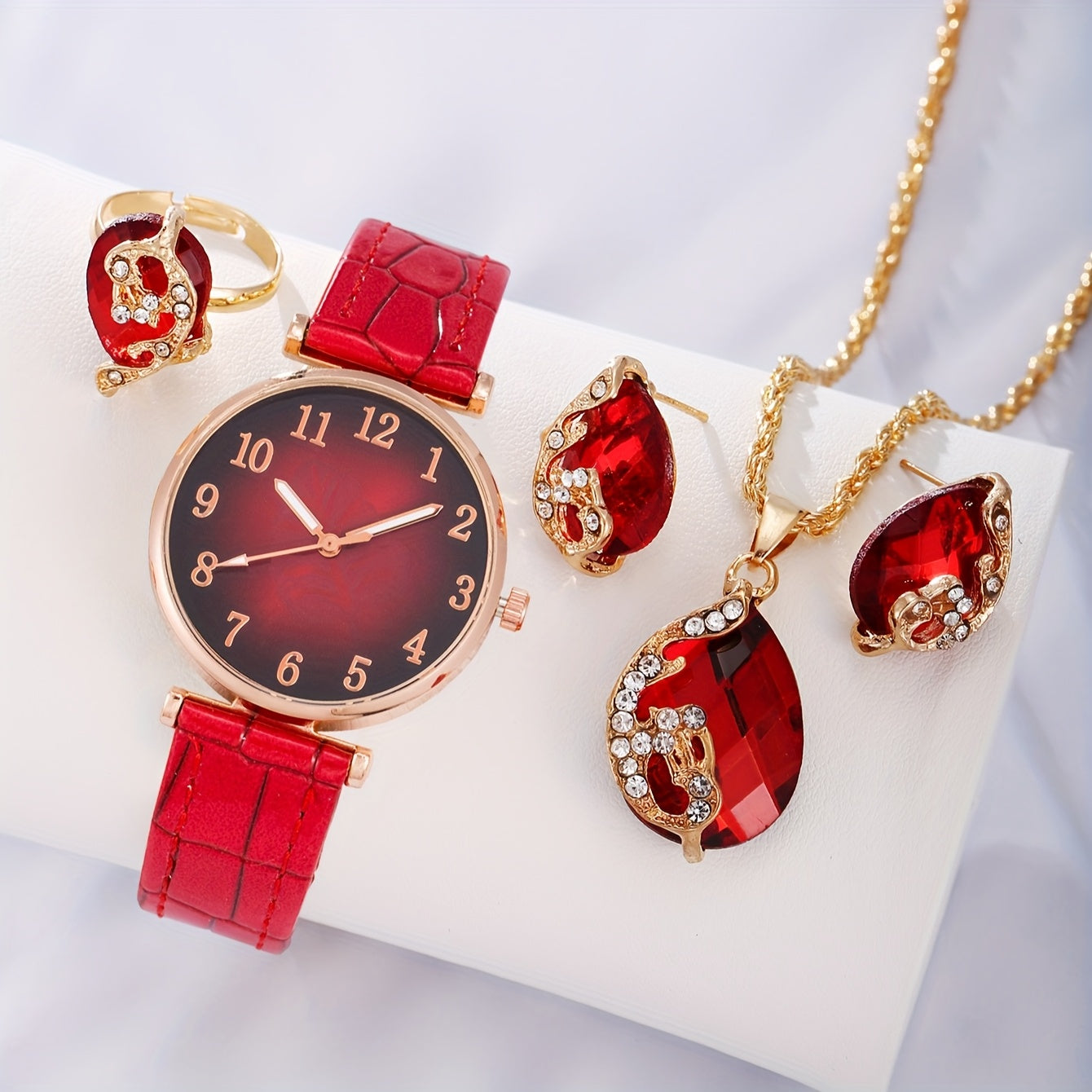 4pcs all-matching simple quartz watch jewelry set. The perfect gift for her for Christmas