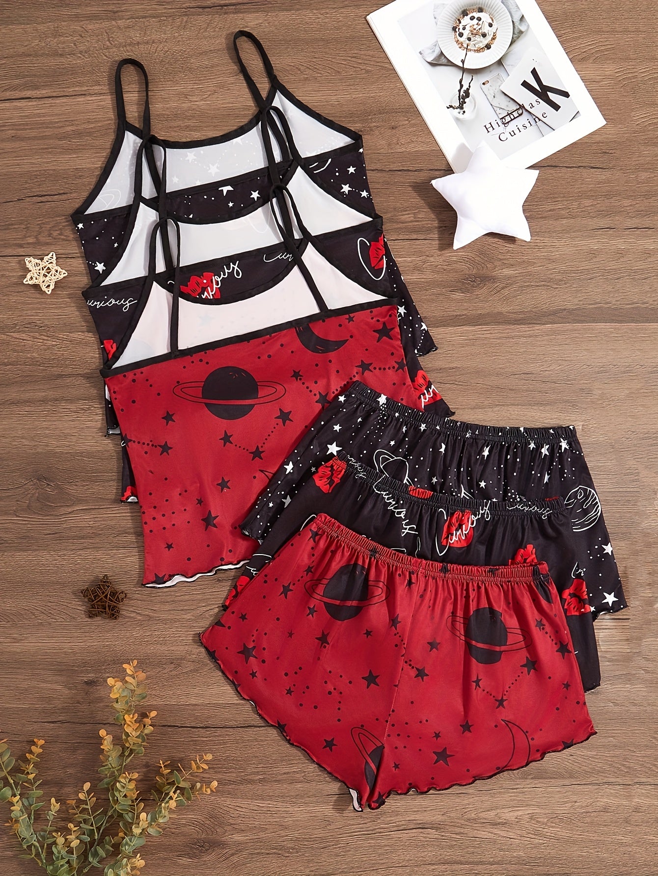 Starry Sky Style - Three-Piece Set of Women'S Sleepwear with Lip Prints