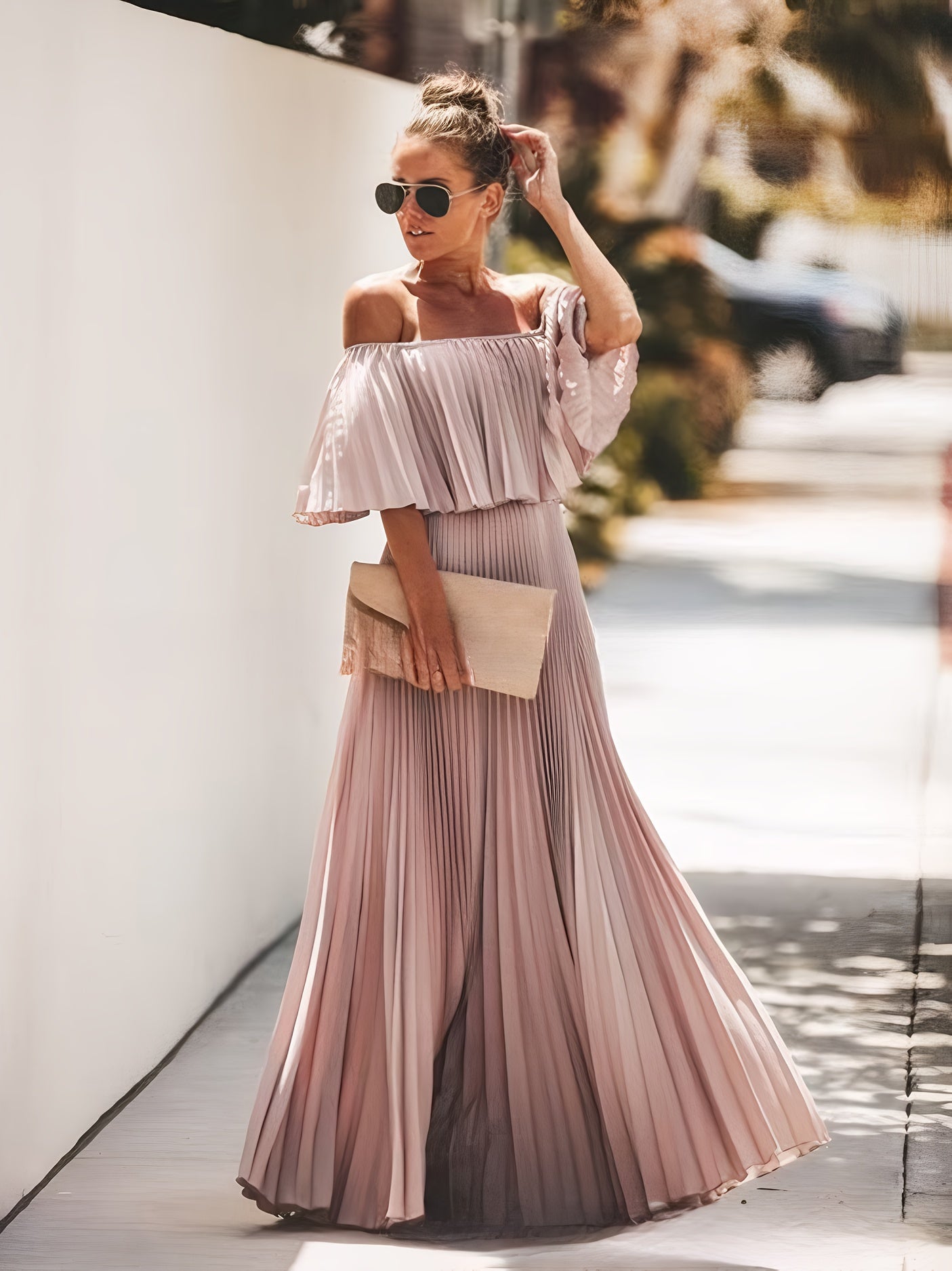 Elegant Off-Shoulder Pleated Maxi Dress for Women - Solid Color, Flowy A-Line Silhouette, Lightweight Polyester, Perfect for Summer Beach Vacation