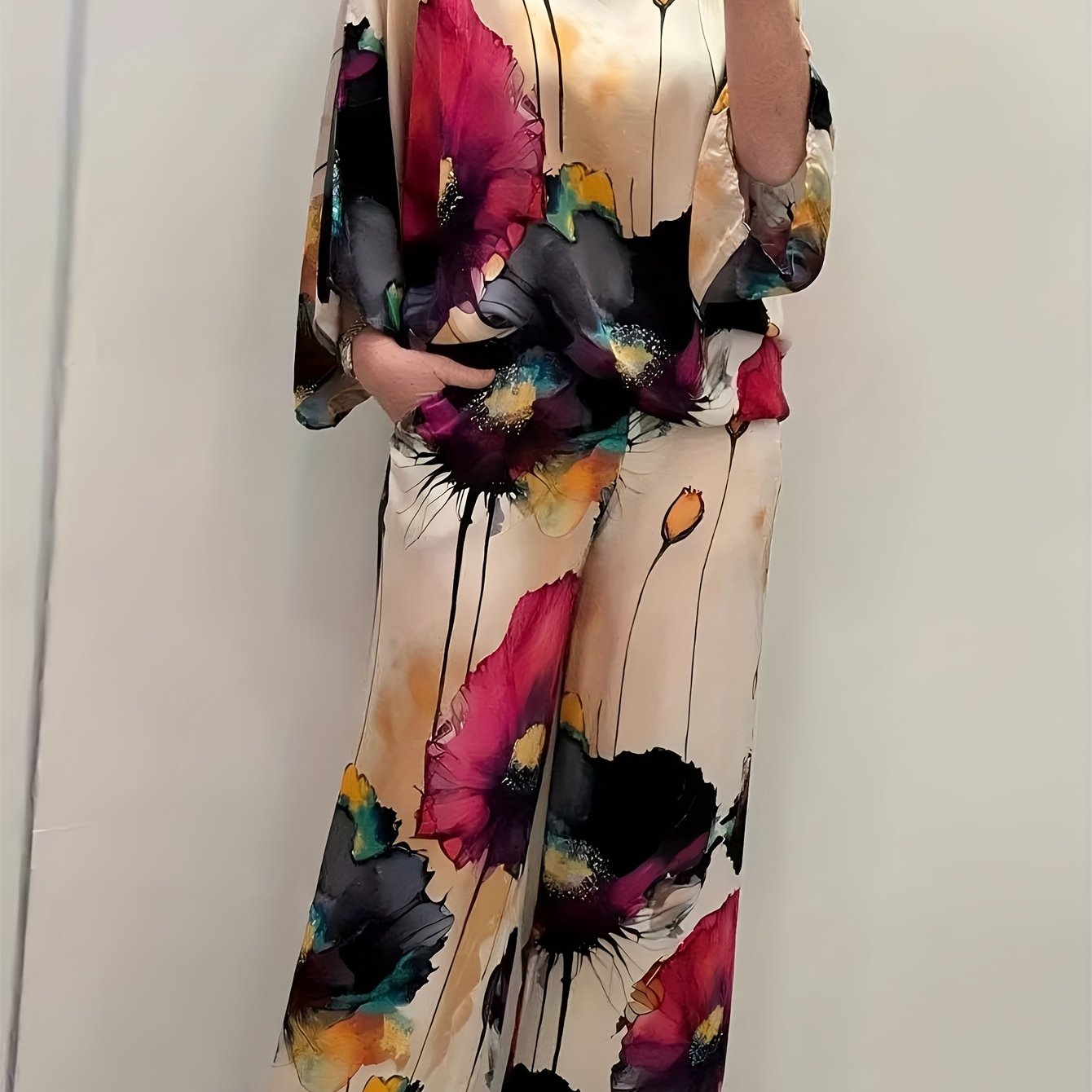Women'S Casual Floral Printed Two-Piece Suit, Loose Pullover Top with Three Quarter Length Sleeve and Crew Neck, Breathable Polyester Blending, Machine Washable, Drawstring Pants for Spring, Summer, Autumn