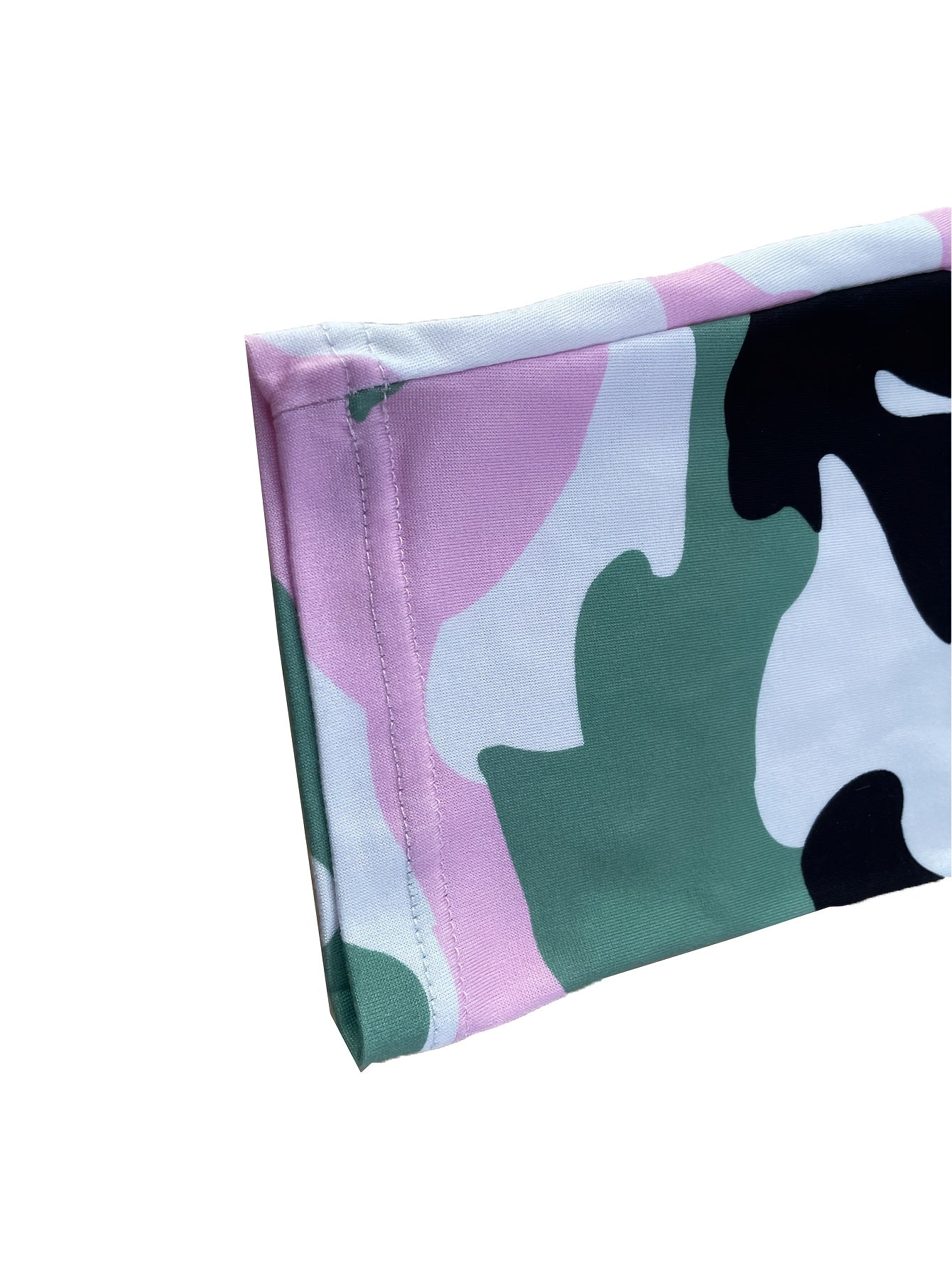 Adorable 'BEBE' Letter Print & Camo Patchwork Spring/Summer Set - Comfy Polyester Blend T-Shirt & Joggers, Machine Washable, for Women