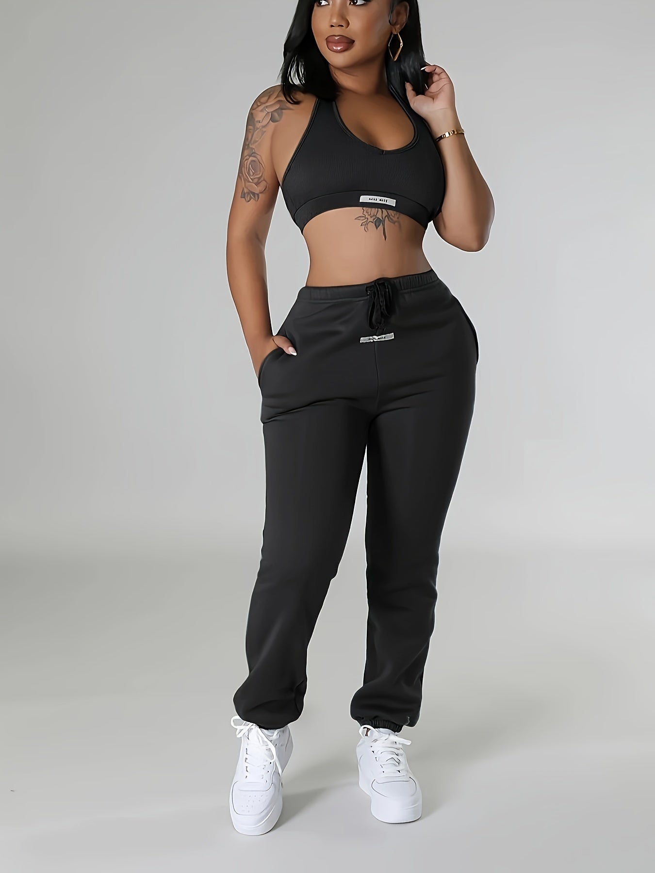Chic Women's Halter Neck Backless Crop Top & High-Waist Jogger Set - Stretchy Polyester/Spandex Blend, Machine Washable, Casual Solid Color, Perfect for Fall/Winter