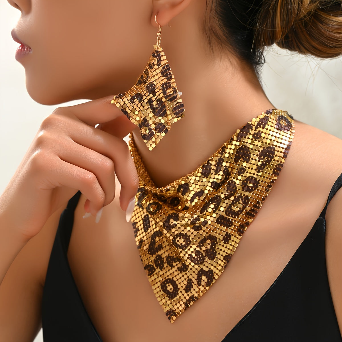 3-Piece Luxurious Leopard Print Choker Necklace and Earring Set - 14K Golden Plated Zinc Alloy, Sexy Fashion Jewelry for Women with Daily Wear and Party Versatility, Hypoallergenic and Nickel-Free, Perfect Gift Idea