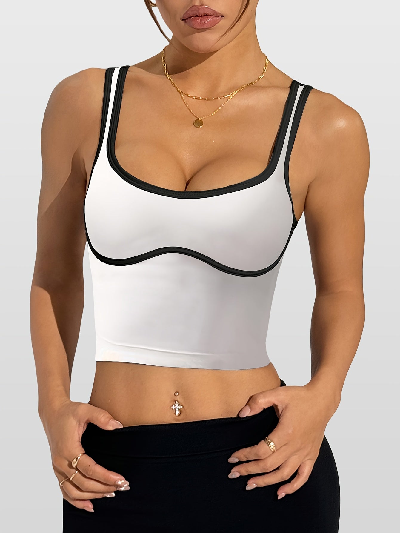 High-Stretch Fabric Yoga Tank Top with Contrast Binding - Black and White Striped Sports Vest for Outdoor Activities, Running & Fitness, Spring/Summer Wear